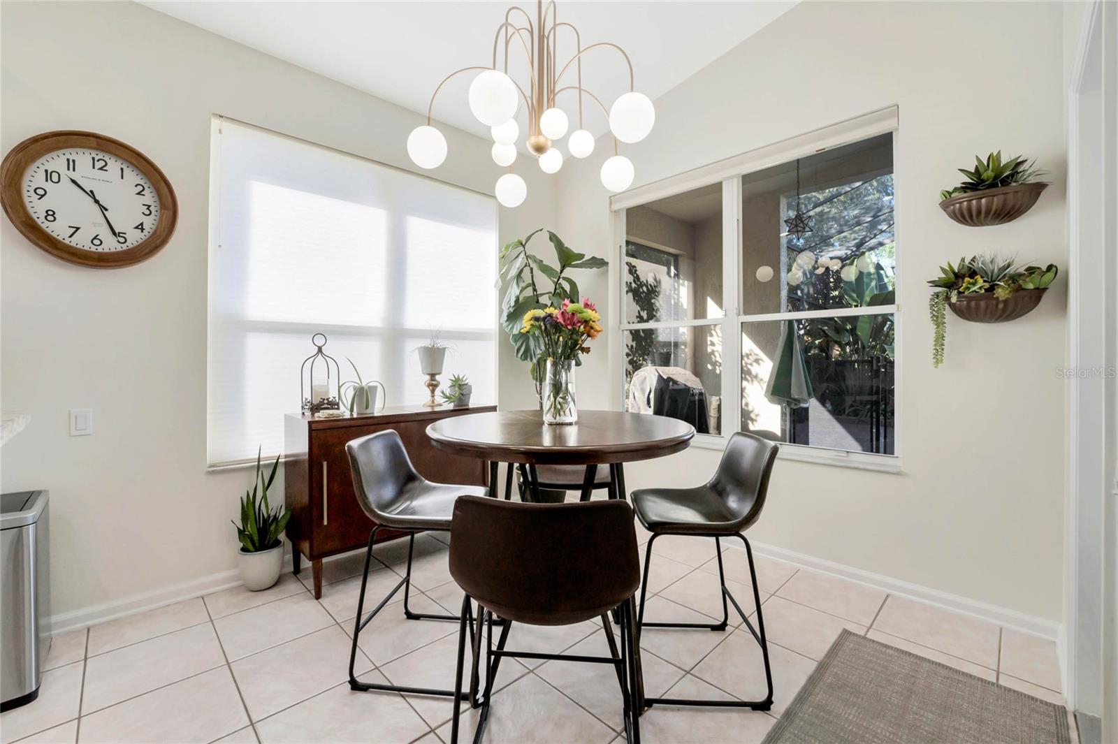 LANDSBROOK TERRACE - Residential Lease