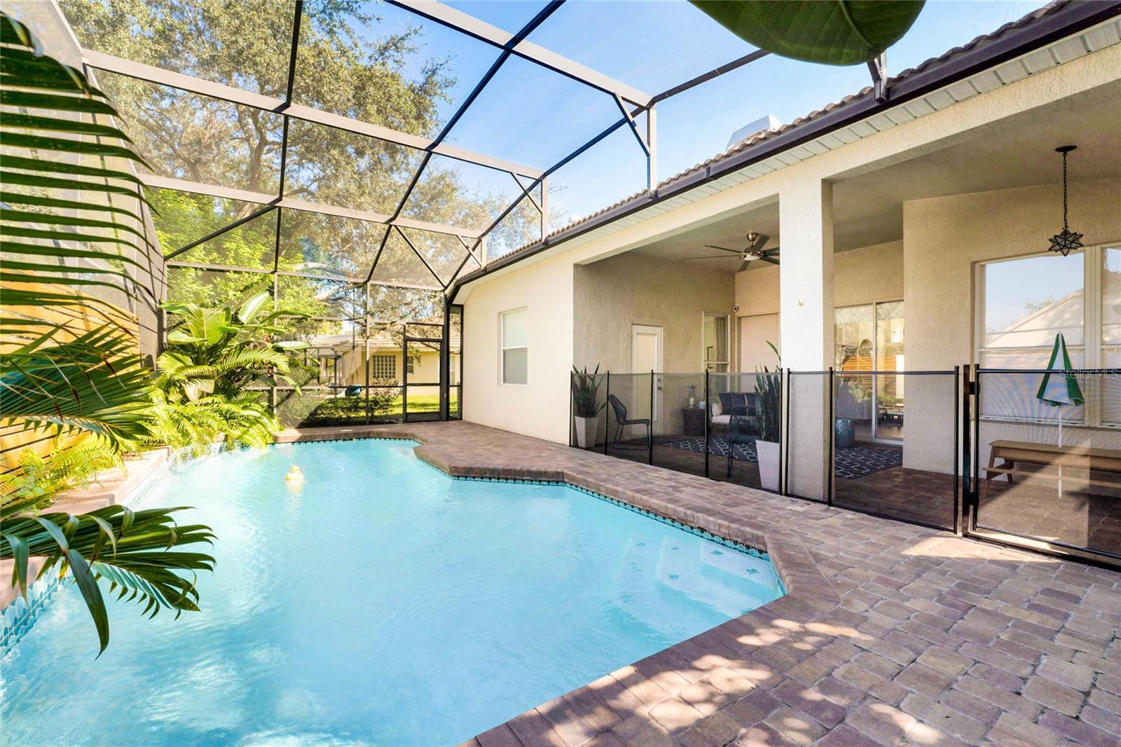 LANDSBROOK TERRACE - Residential Lease