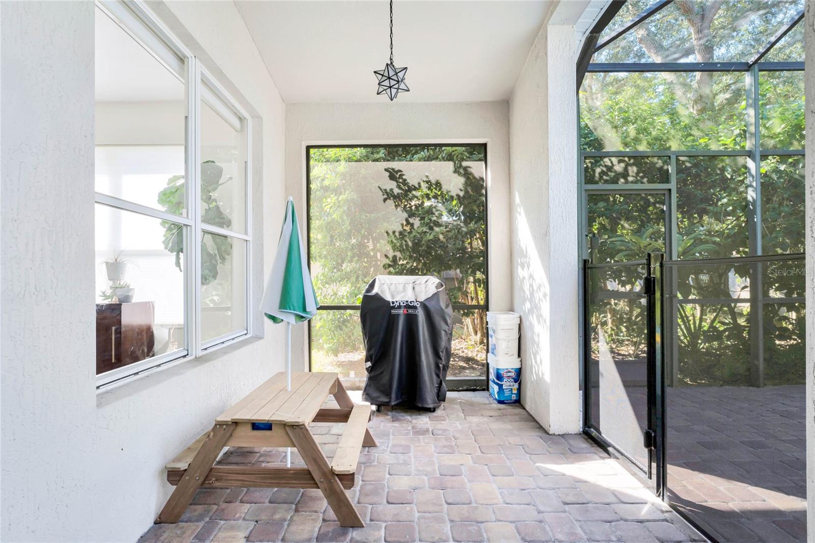 LANDSBROOK TERRACE - Residential Lease