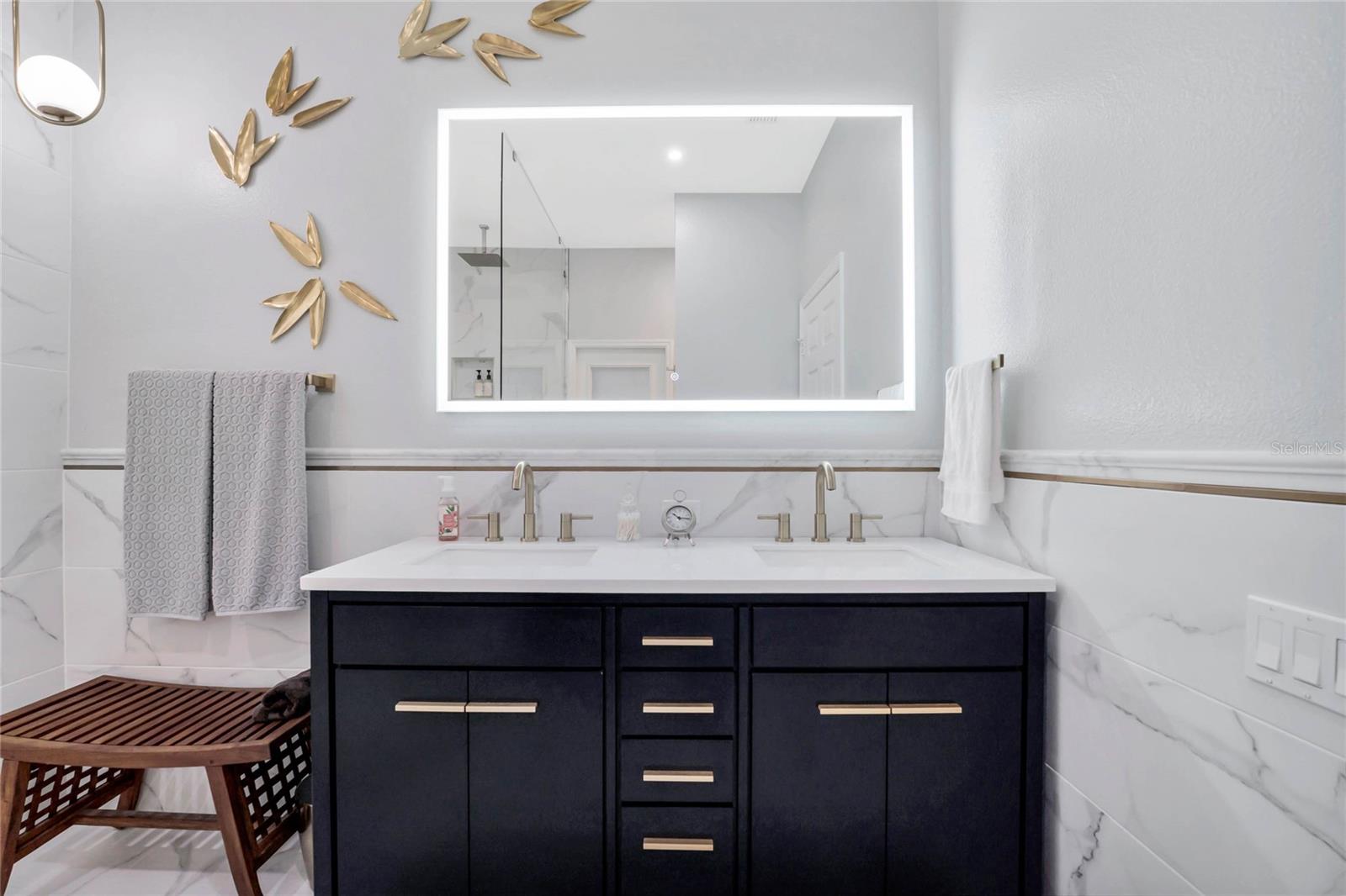 LANDSBROOK TERRACE - Residential Lease