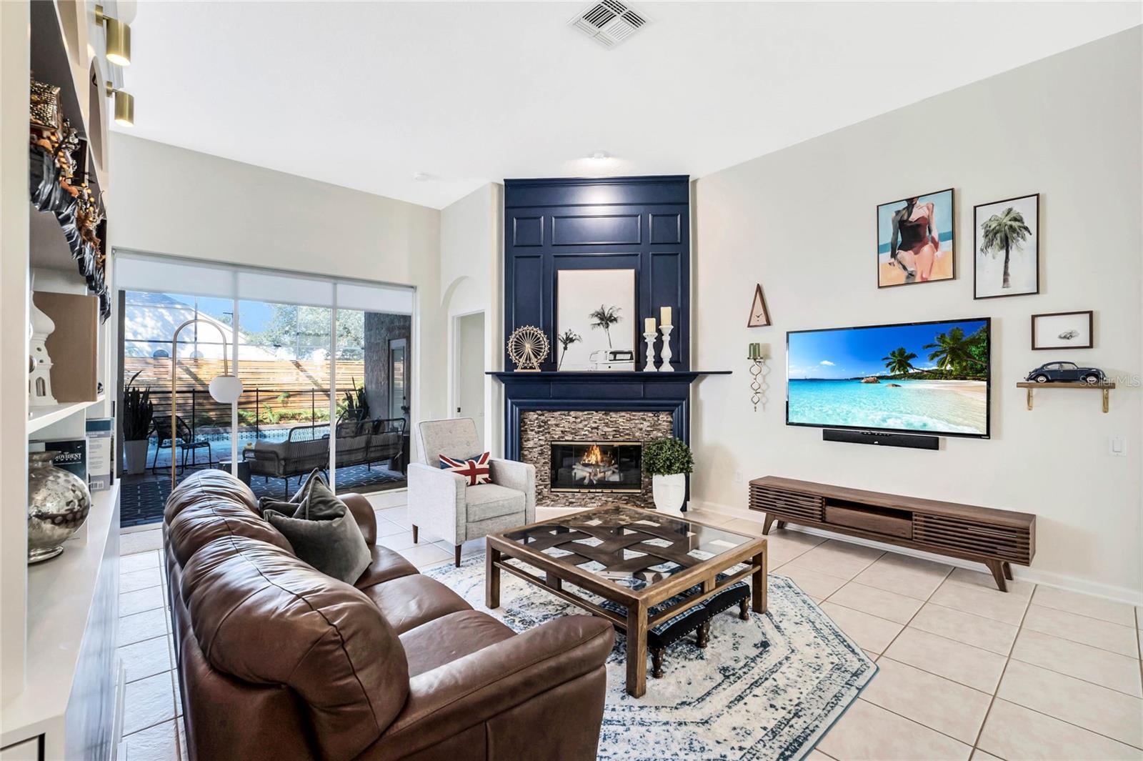 LANDSBROOK TERRACE - Residential Lease