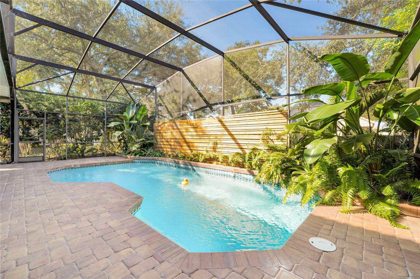 LANDSBROOK TERRACE - Residential Lease