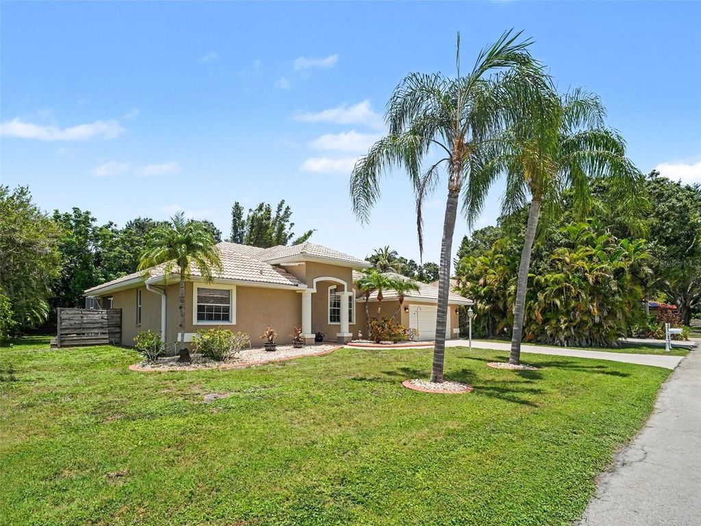 Photo of 4049 Giannini Lane, Sarasota, FL 34233 (MLS # A4700202)