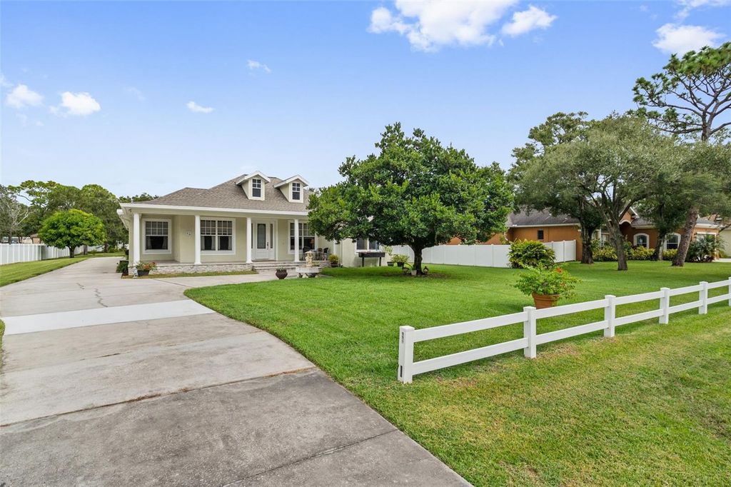 Photo of 6425 98th Avenue N, Pinellas Park, FL 33782 (MLS # TB8443939)