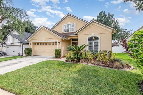 Photo of 3781 Becontree Place, Oviedo, FL 32765 (MLS # O6331791)