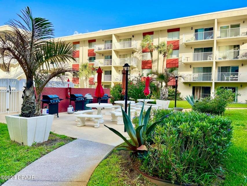 RIVERSIDE CONDO - Residential