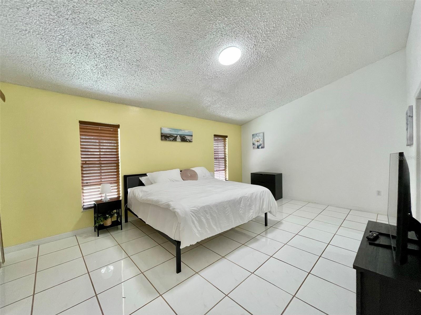 STONEHEDGE - Residential Lease