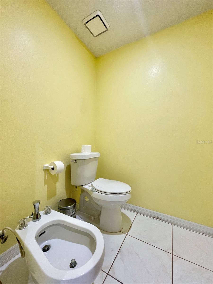 STONEHEDGE - Residential Lease