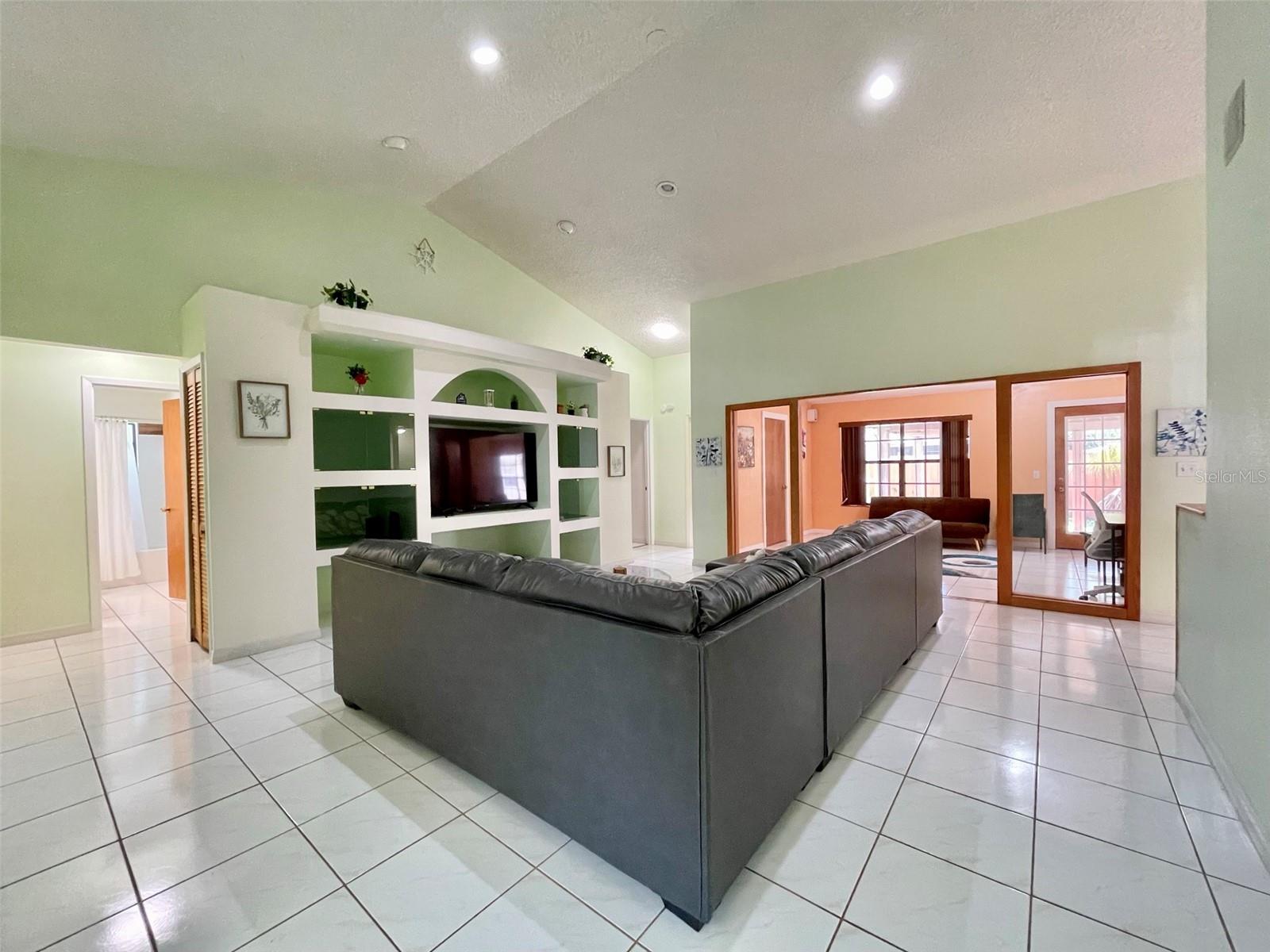 STONEHEDGE - Residential Lease