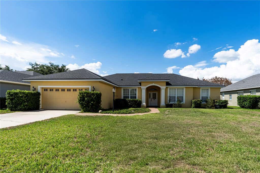 Photo of 276 Terranova Boulevard, Winter Haven, FL 33884 (MLS # TB8519660)