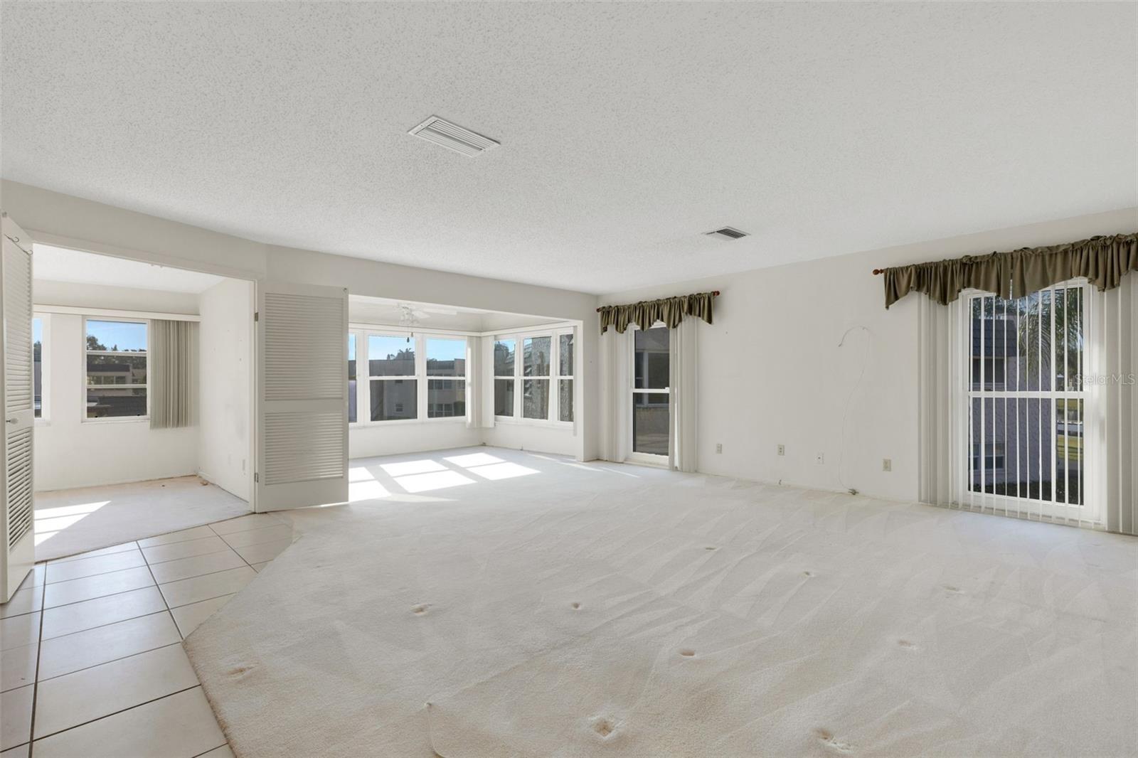 GARDENS THE CONDO - Residential