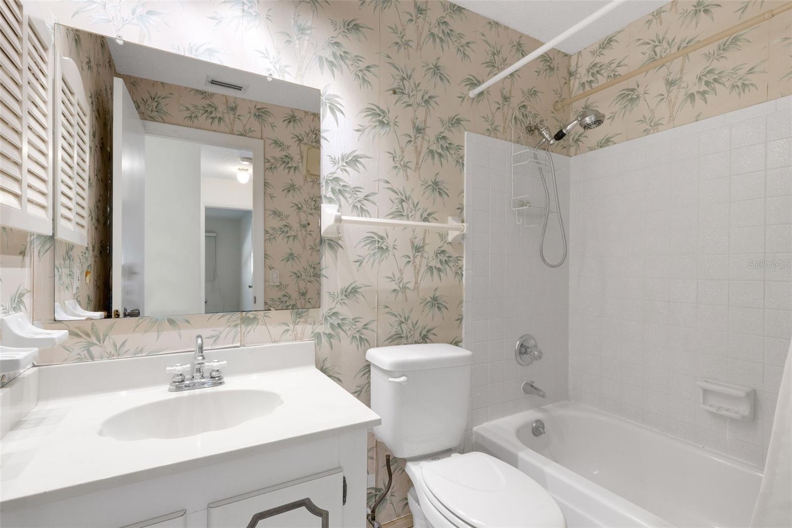 GARDENS THE CONDO - Residential