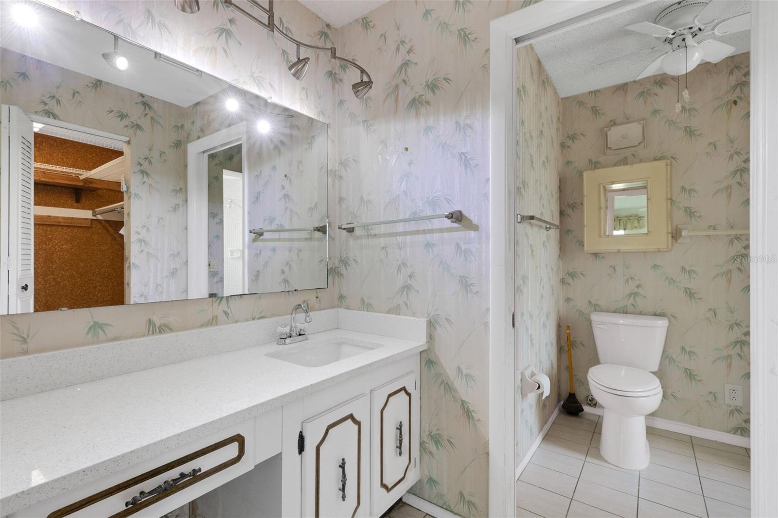 GARDENS THE CONDO - Residential