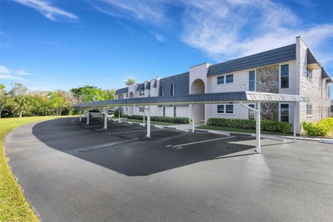 212 FERNWOOD CIRCLE 212 SEMINOLE FL 33777