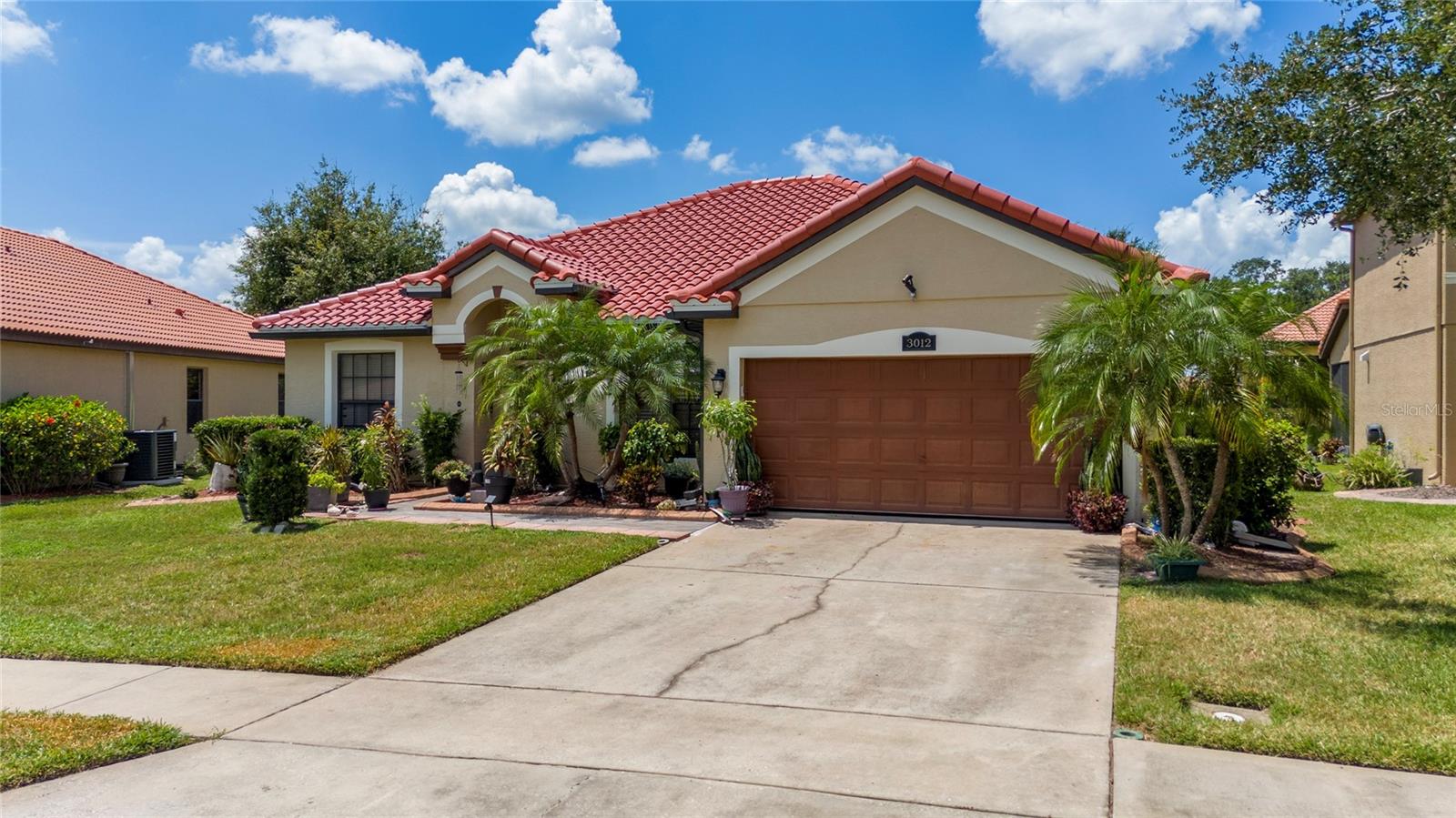 Elegant 4-Bedroom Home in Gated Villa Sol – Prime Kissimmee Location!
Welcome to this beautifully maintained single-story residence located in the highly desirable Villa Sol gated community. Offering 4 spacious bedrooms, 2 full bathrooms, and over 2,000 sq. ft. of living space, this home blends comfort, style, and convenience in one exceptional package.
- Property Features:
- Open-concept layout with formal living and dining rooms
- Kitchen with wood cabinetry, closet pantry, and breakfast bar overlooking the family room
- Ceramic tile, laminate, and carpet flooring throughout
- Owner’s suite with walk-in closet, garden tub, and separate shower
- Screen-enclosed rear porch and covered front entry
- Inside laundry room and attached 2-car garage
- New Tile roof and mature landscaping on a 6,534 sq. ft. lot
?? Unbeatable Location: Situated just minutes from The Loop Mall, Orlando International Airport, and major highways including Osceola Parkway, I-4, and 417, this home offers easy access to Walt Disney World, Universal Studios, and Medical City. Nearby schools and public transportation make daily life effortless.
??? Community Amenities:
- Resort-style pool
- Clubhouse
- Fitness center
- Walking trails and playgrounds
- Low HOA fees
Whether you're a growing family, a retiree seeking tranquility, or an investor looking for strong rental potential, this home delivers on every front.
?? Move-in ready and priced to sell—schedule your private tour today and experience the charm of Villa Sol living!