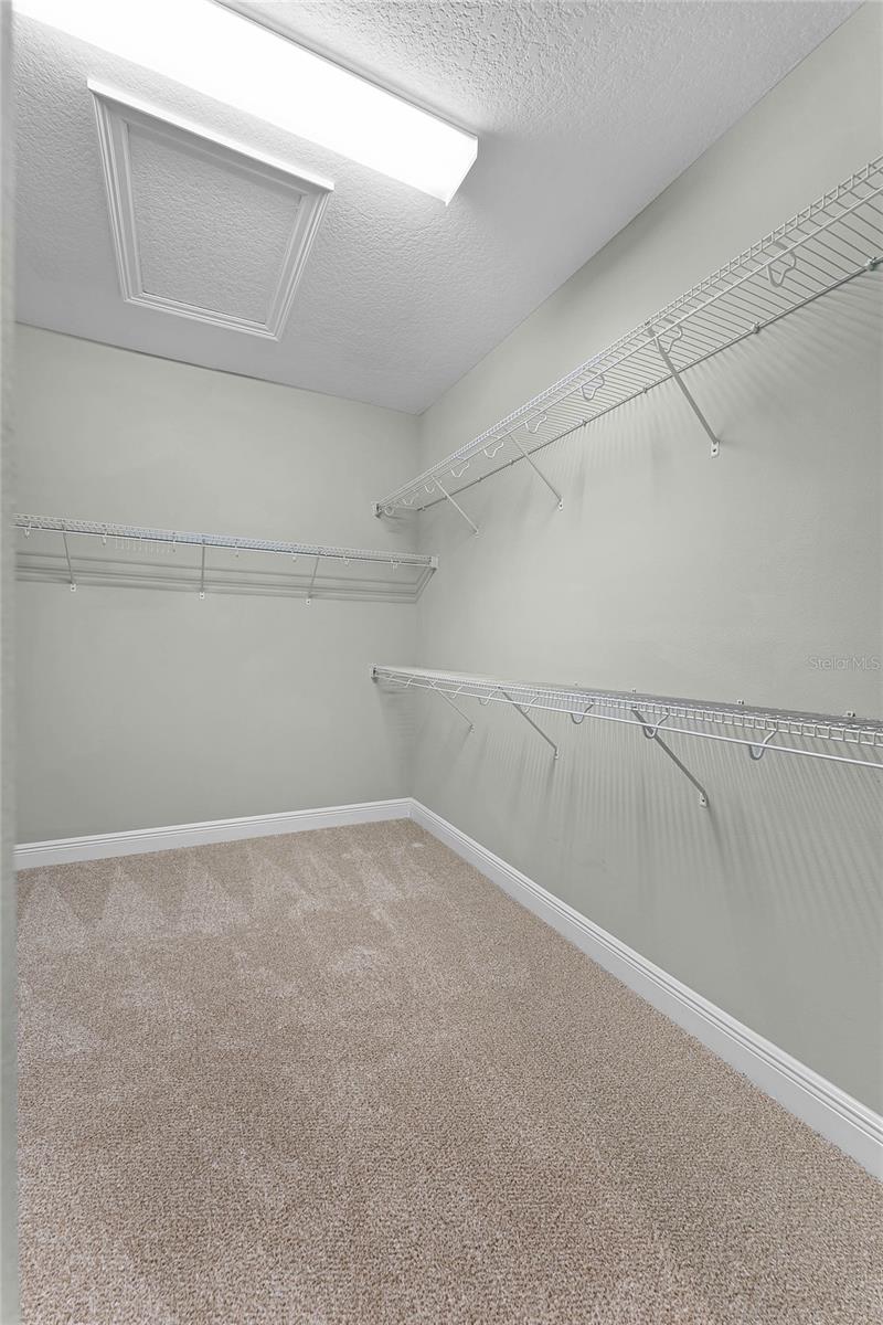 JOHNS LAKE POINTE - Residential Lease