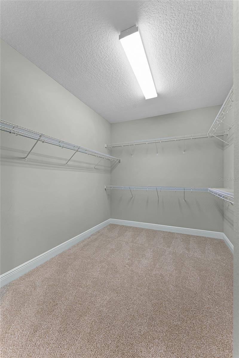 JOHNS LAKE POINTE - Residential Lease