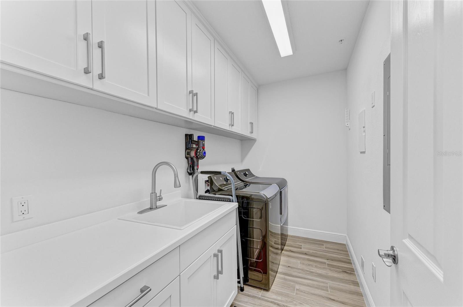 WATERFRONT AT MAIN STREET PH 1 - Residential