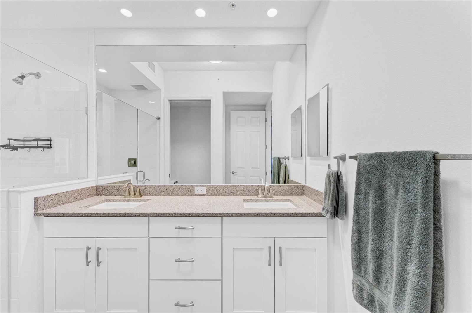 WATERFRONT AT MAIN STREET PH 1 - Residential