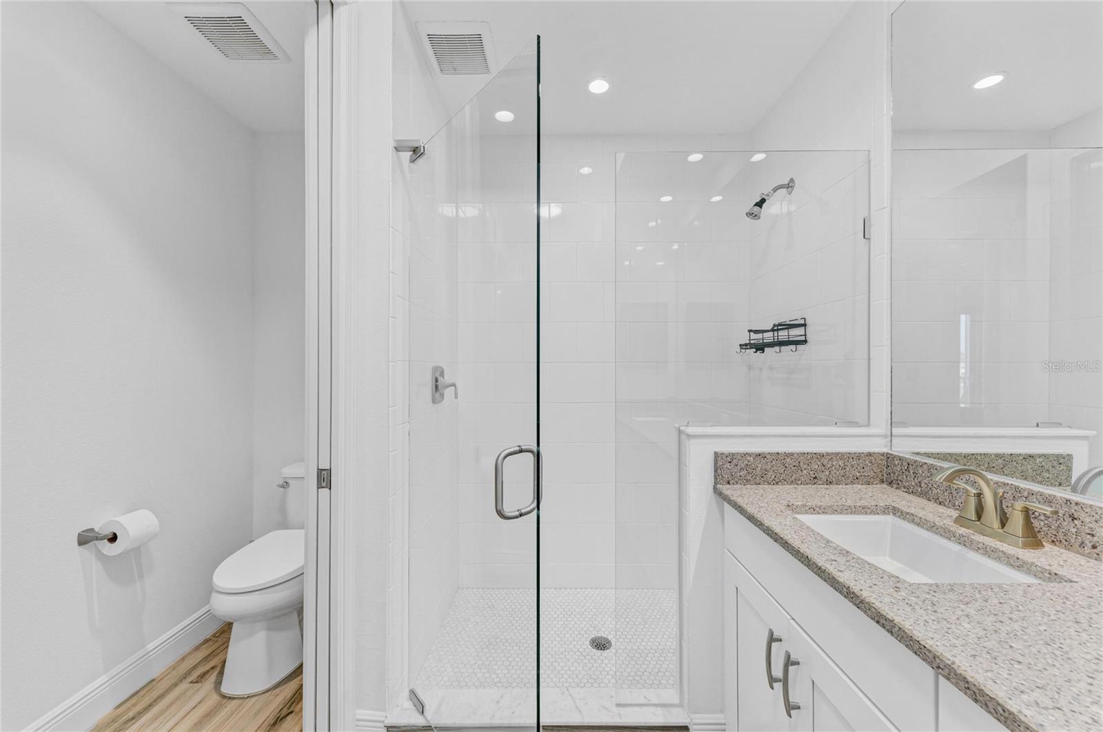 WATERFRONT AT MAIN STREET PH 1 - Residential