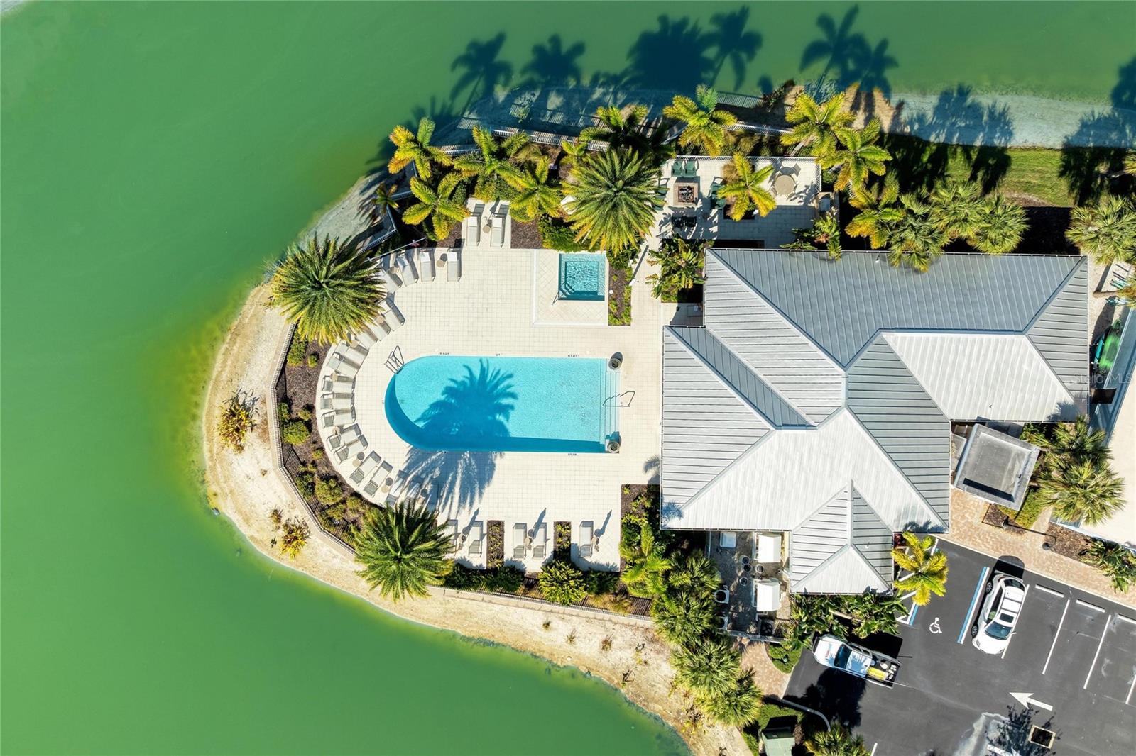 WATERFRONT AT MAIN STREET PH 1 - Residential