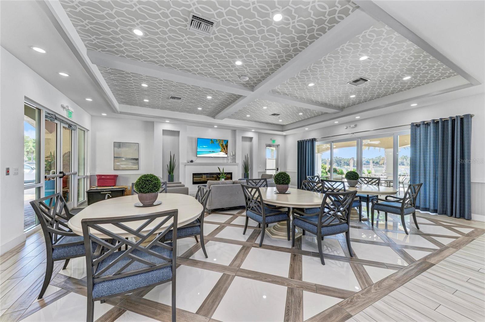 WATERFRONT AT MAIN STREET PH 1 - Residential