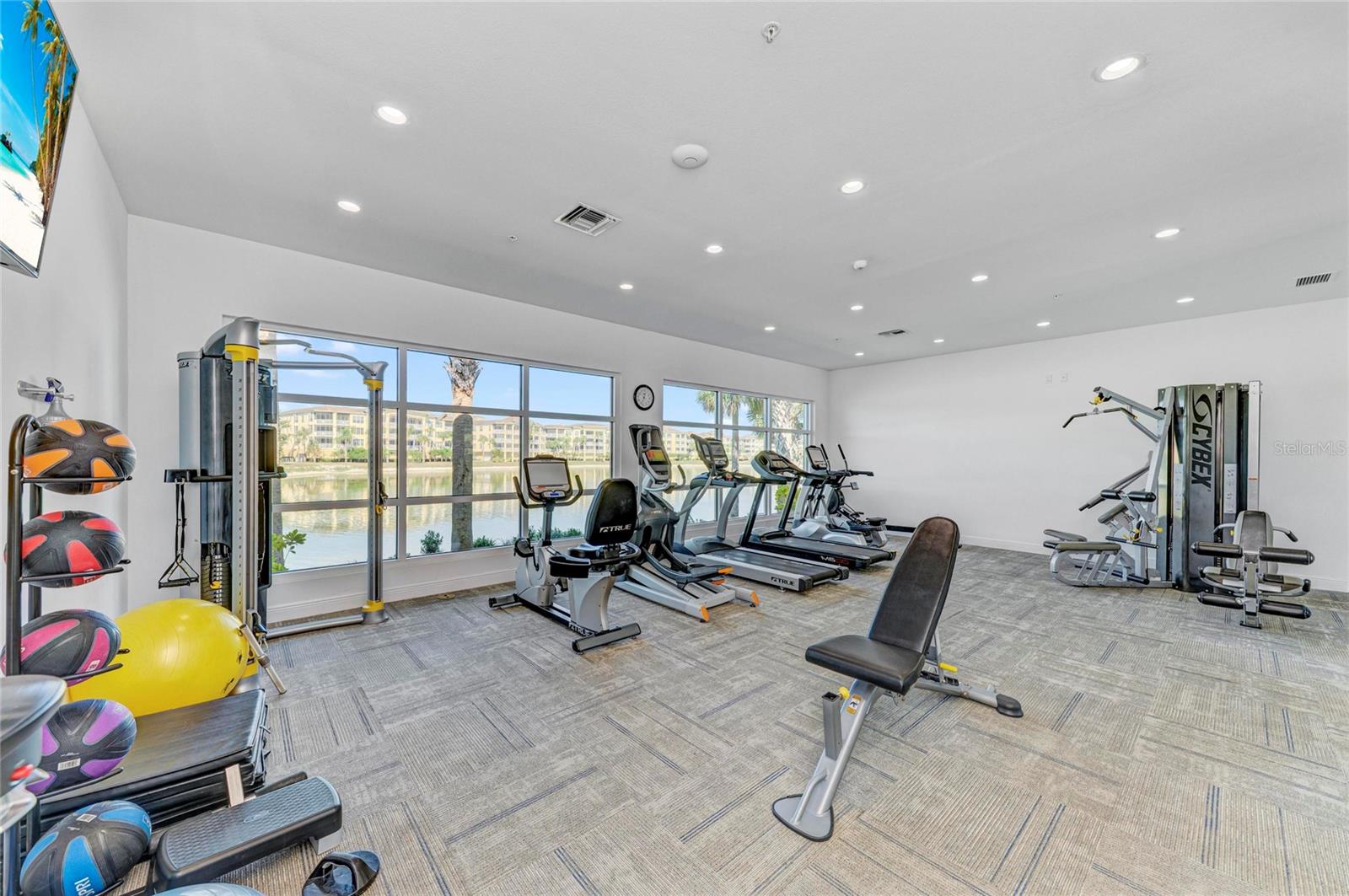 WATERFRONT AT MAIN STREET PH 1 - Residential