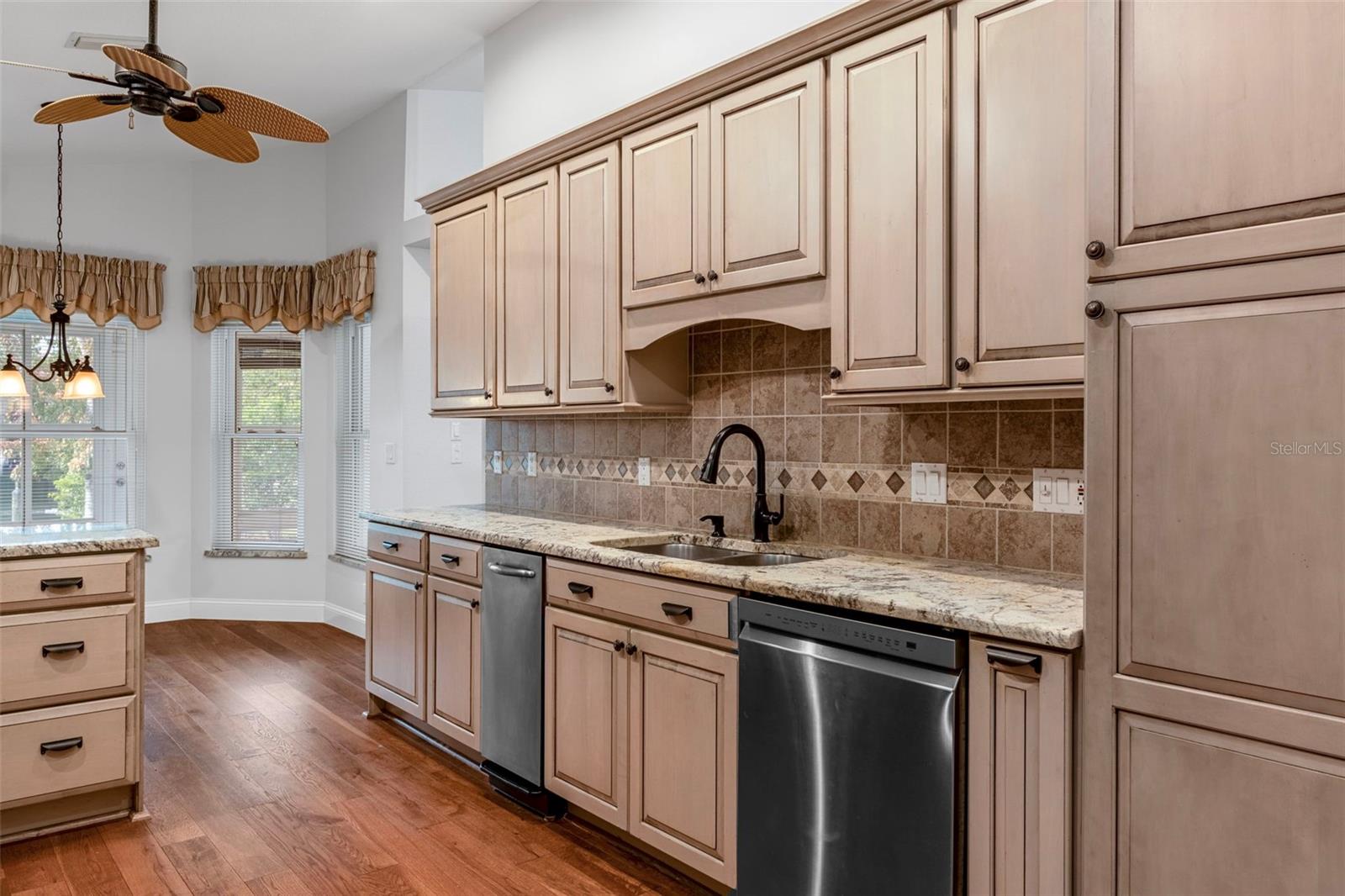 RIVERHAVEN VILLAGE - Residential