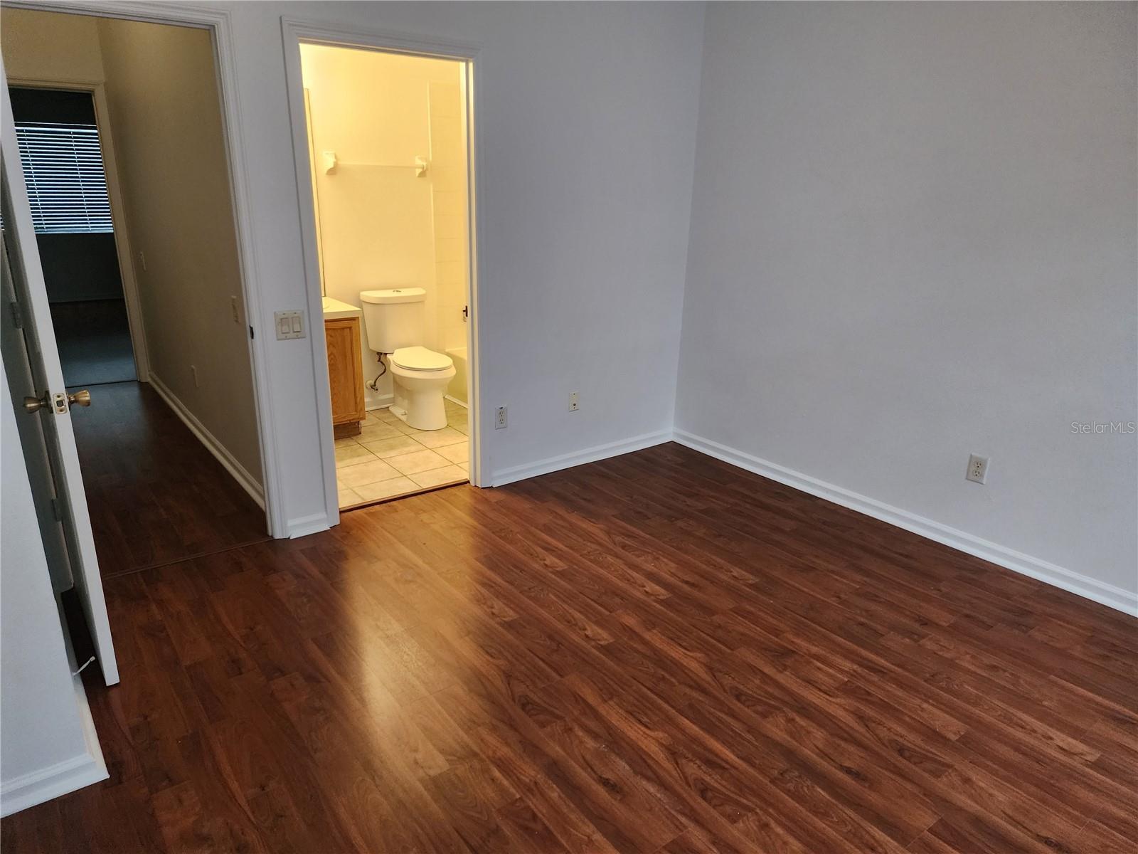 CHASE TWNHMS - Residential