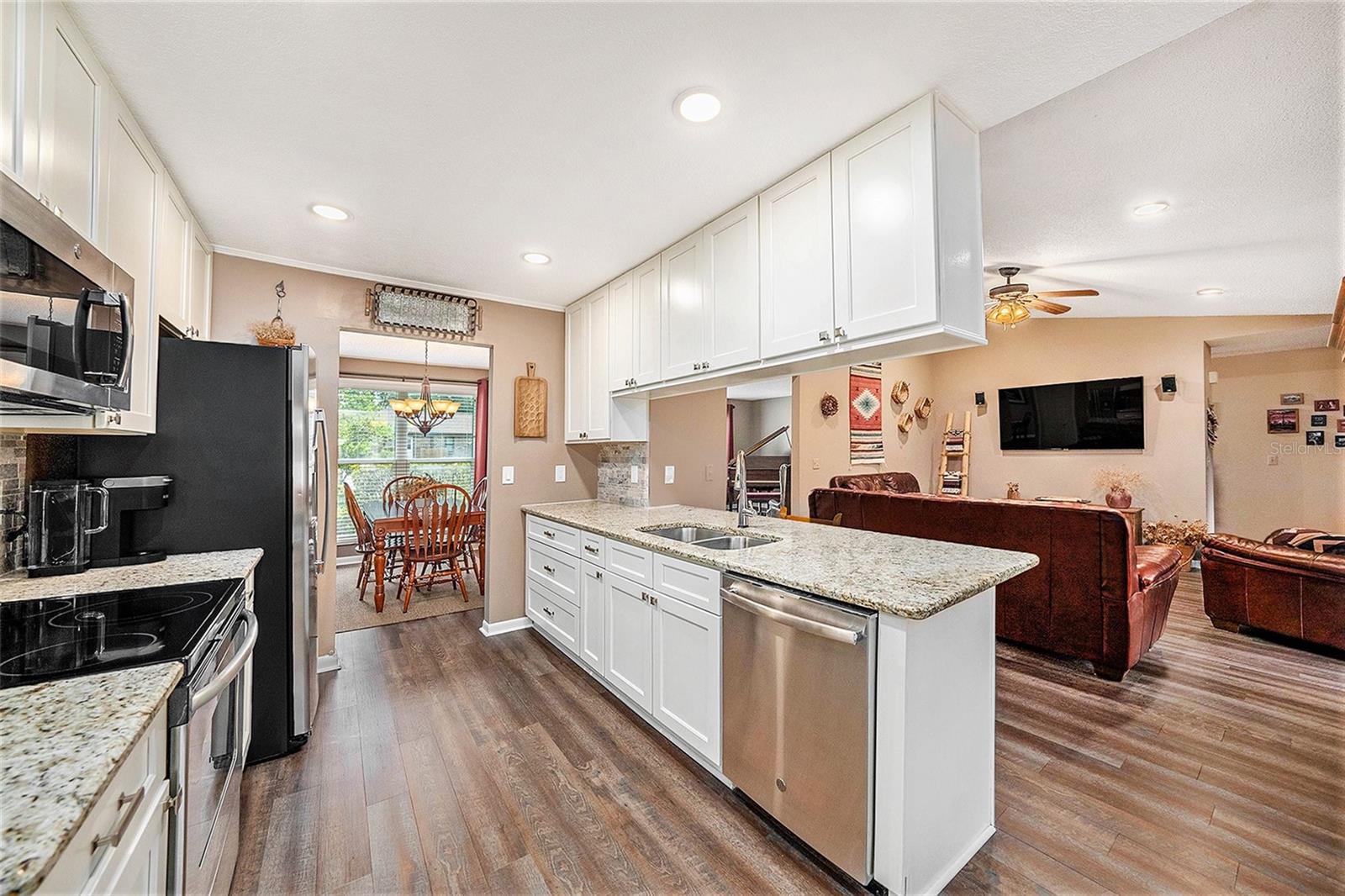 TEMPLE HILLS UNIT 1 - Residential