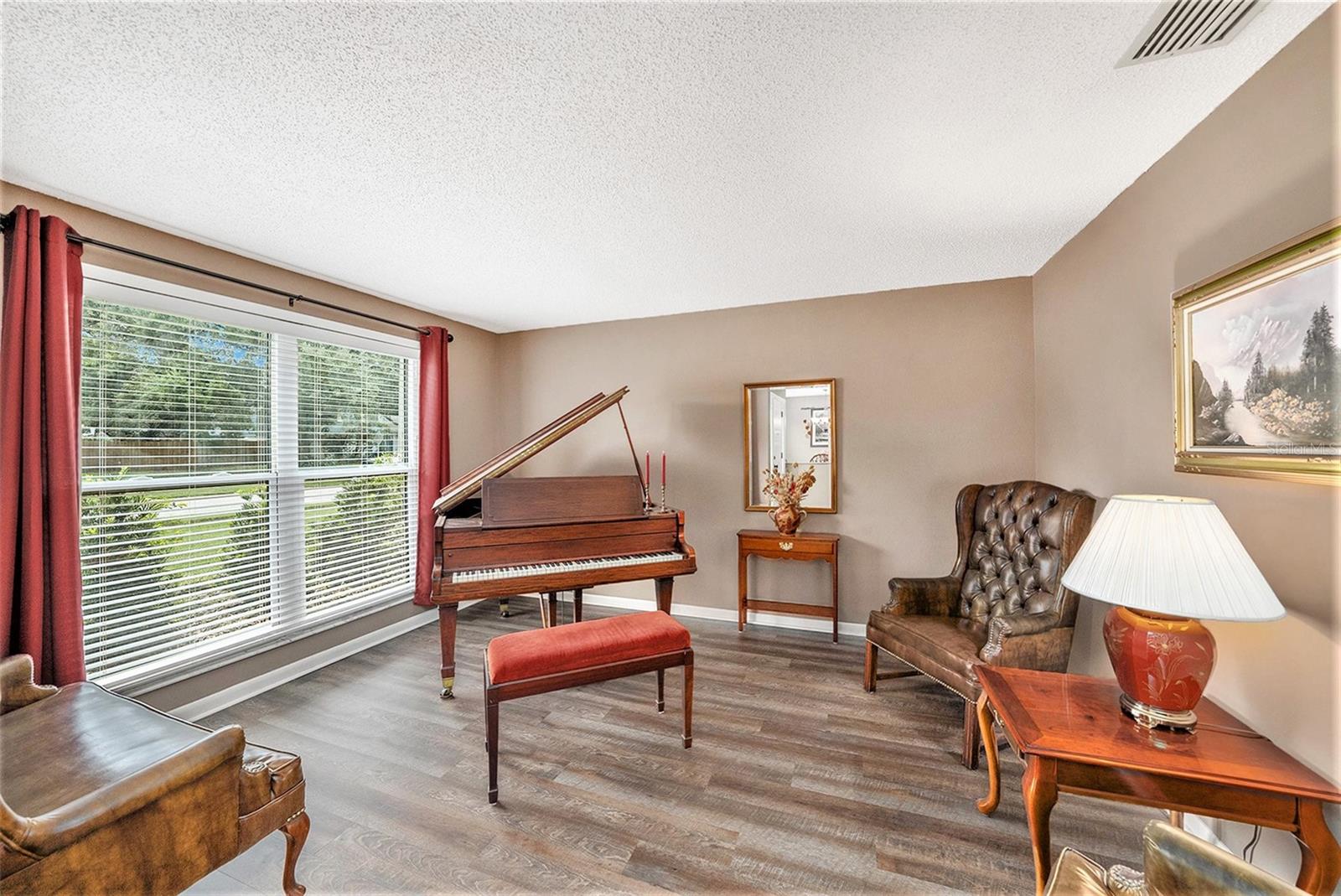 TEMPLE HILLS UNIT 1 - Residential