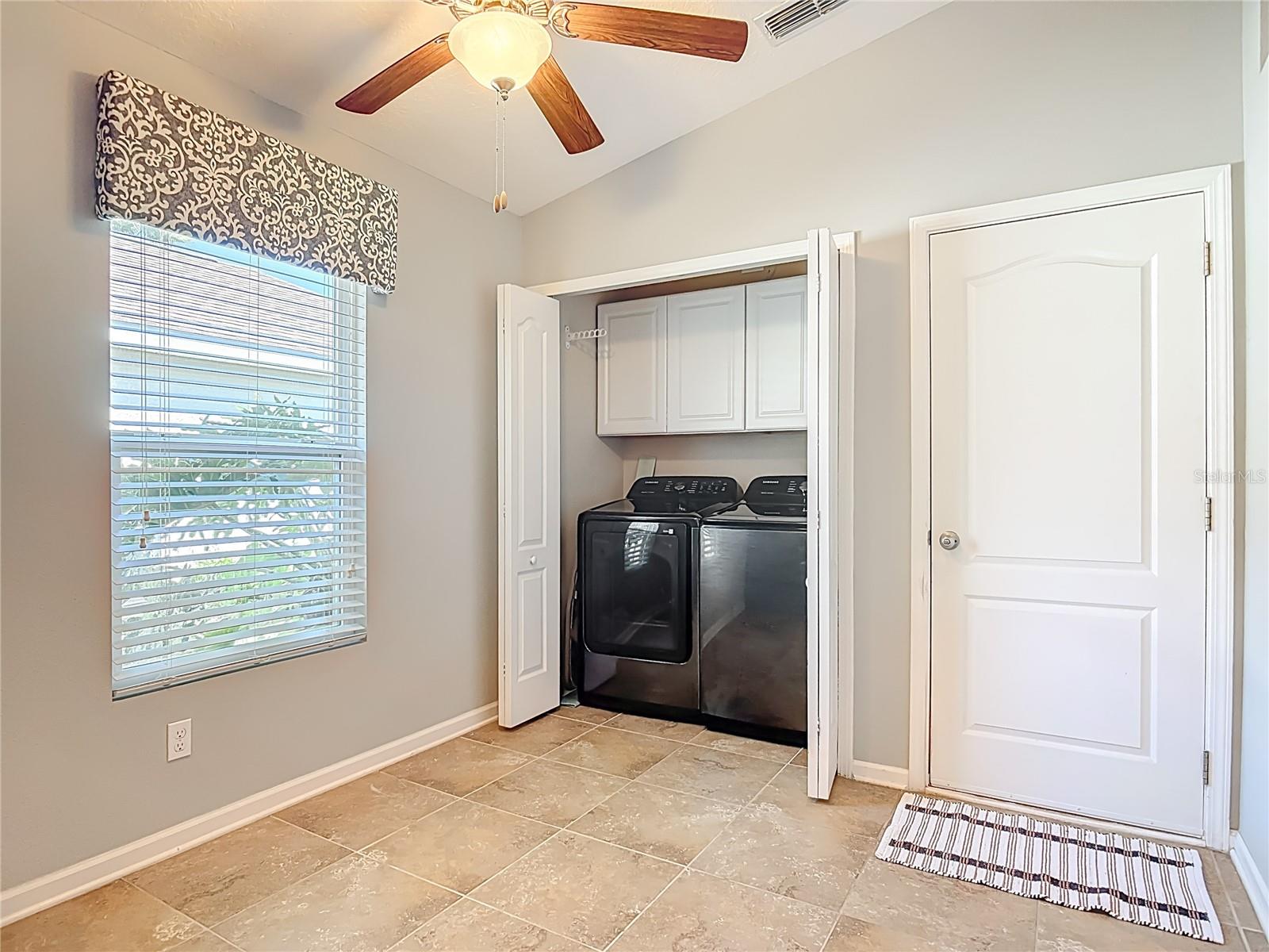 HIDDEN LAKES PH I - Residential