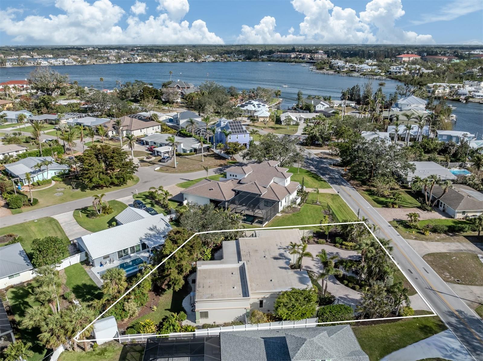333 BAYSHORE DRIVE