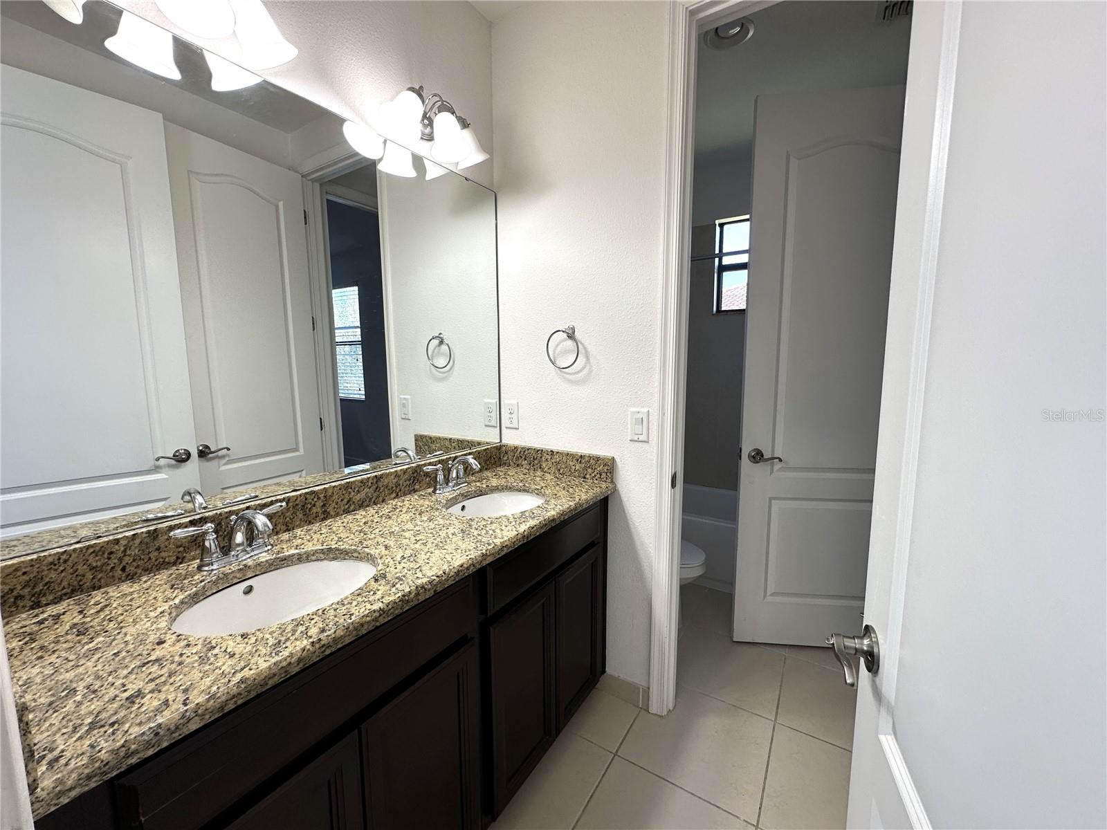 EAGLE CREEK PHASE 1C VILLAGE D 74/58 LOT 88 - Residential Lease