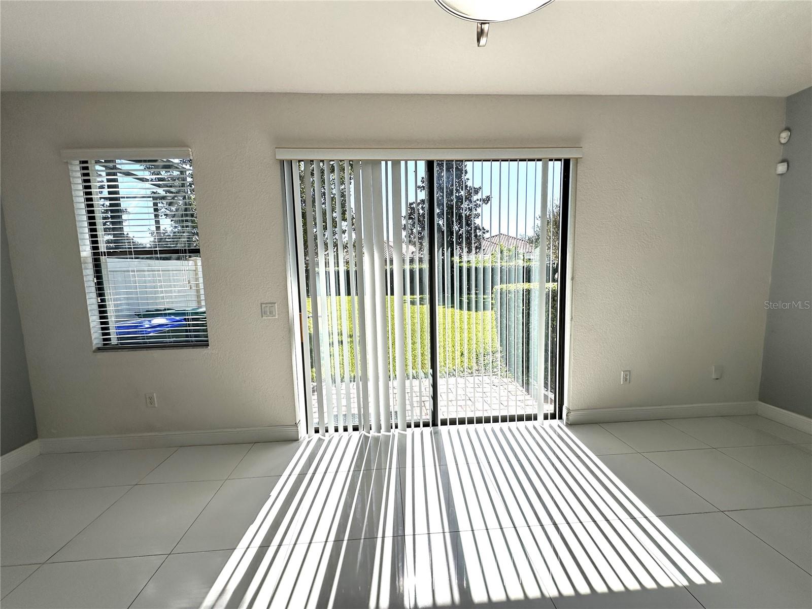 EAGLE CREEK PHASE 1C VILLAGE D 74/58 LOT 88 - Residential Lease