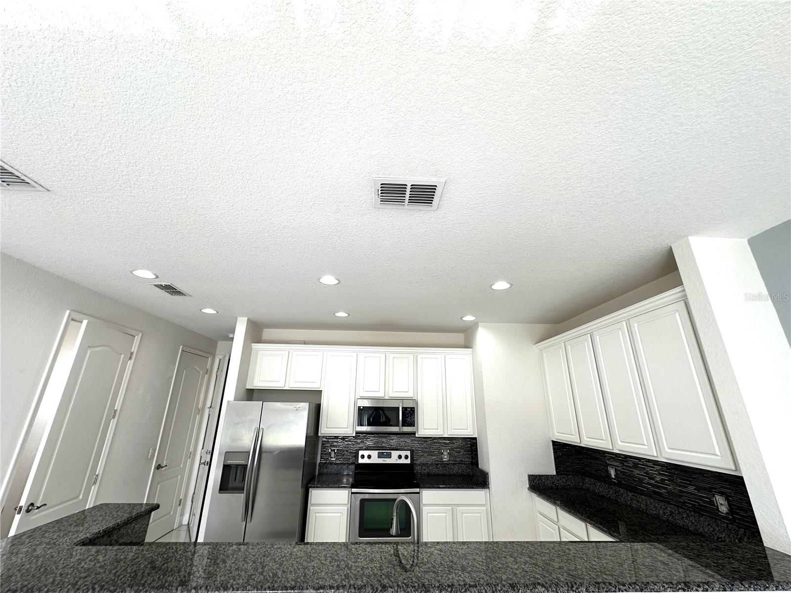 EAGLE CREEK PHASE 1C VILLAGE D 74/58 LOT 88 - Residential Lease