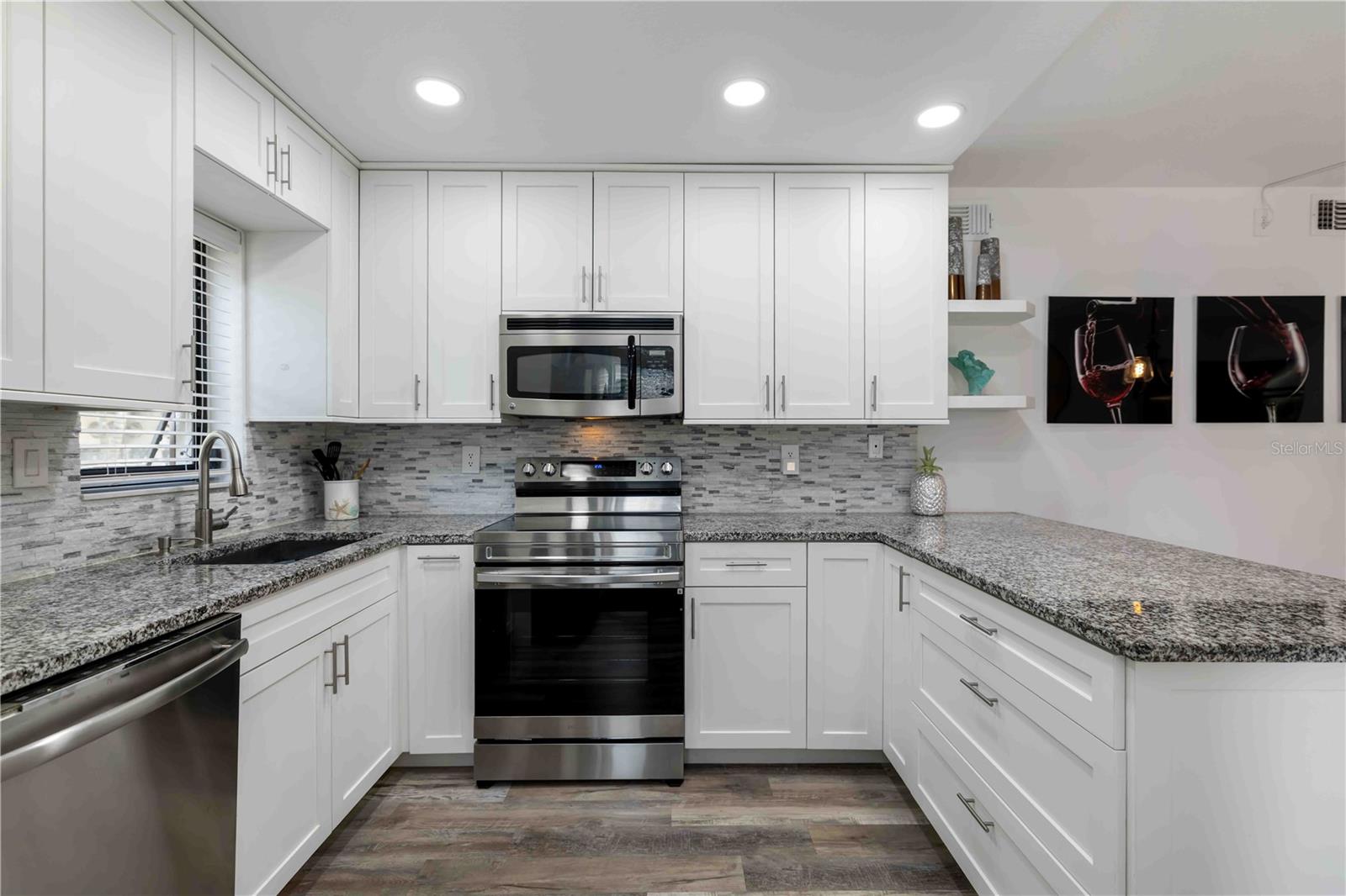 MORTON VILLAGE - Residential