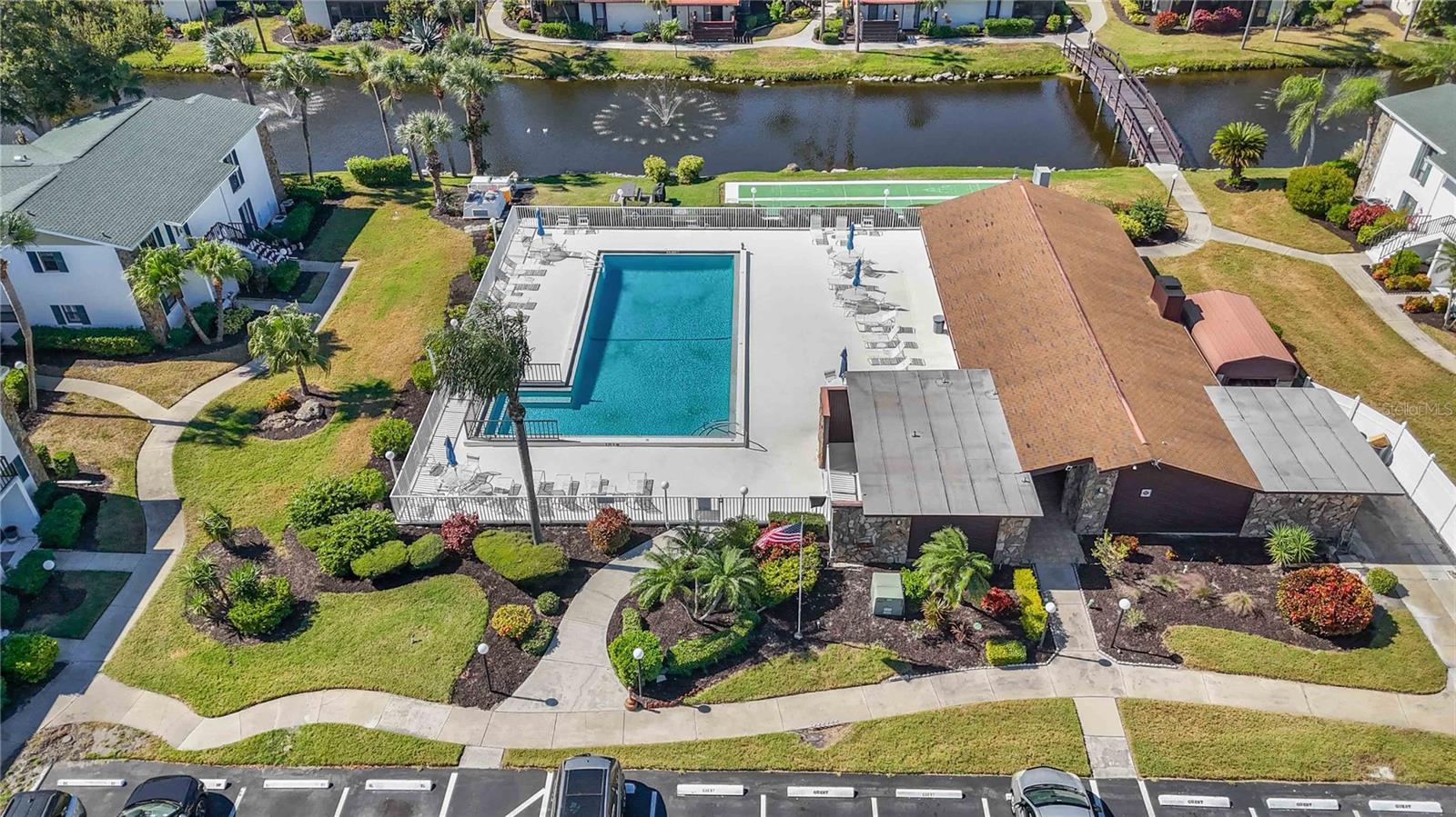 MORTON VILLAGE - Residential