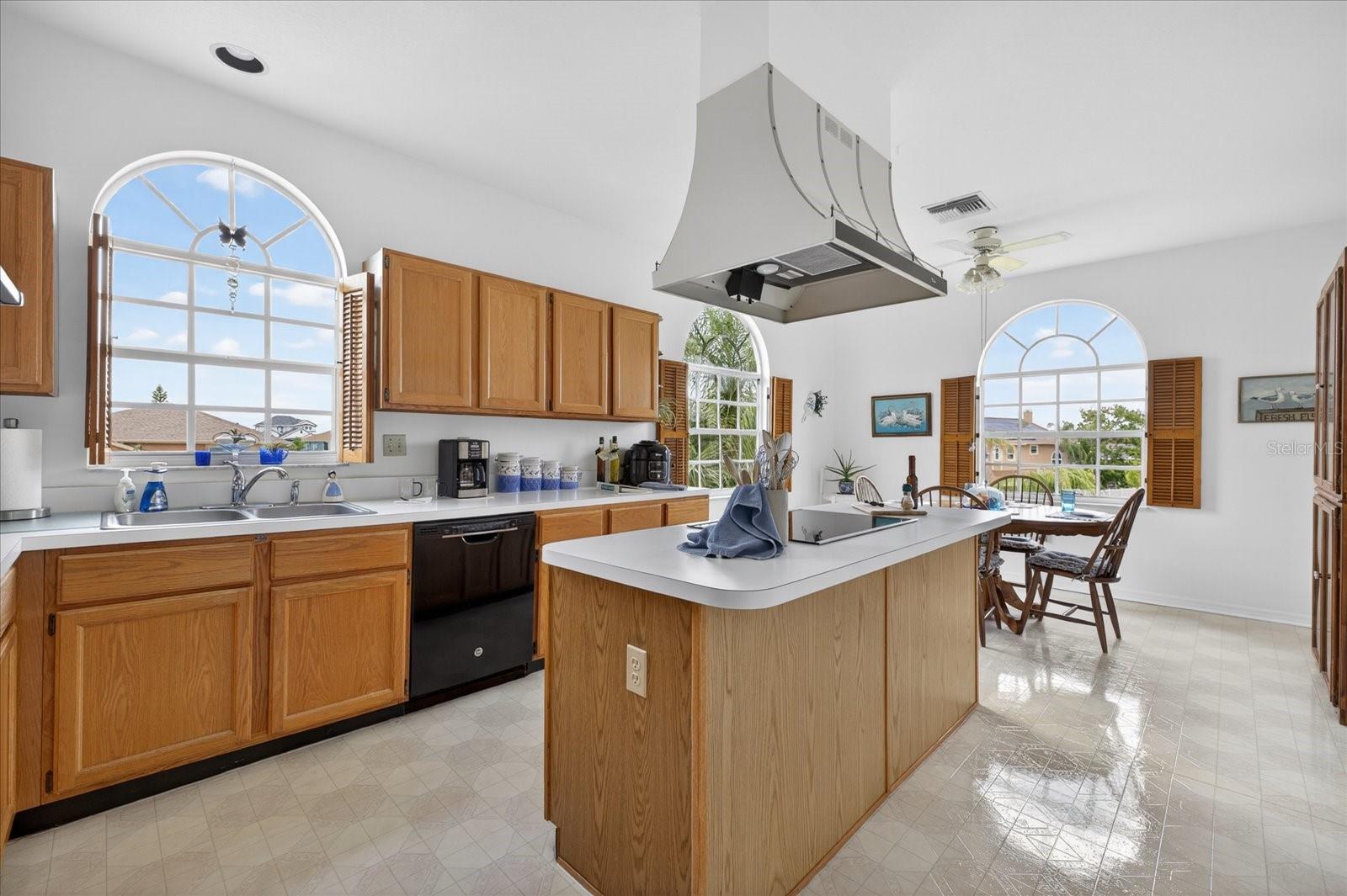 GULF HARBORS SEA FOREST - Residential