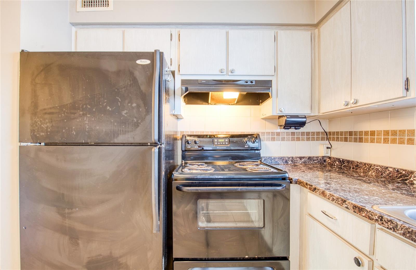 HARBOR CREST 400 APT - Residential