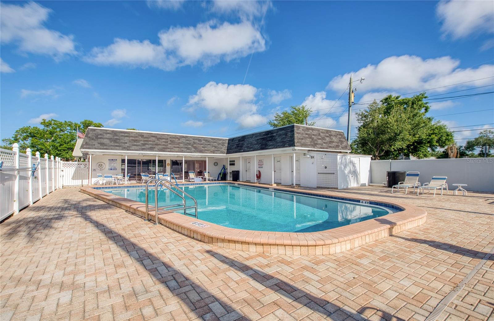 HARBOR CREST 400 APT - Residential