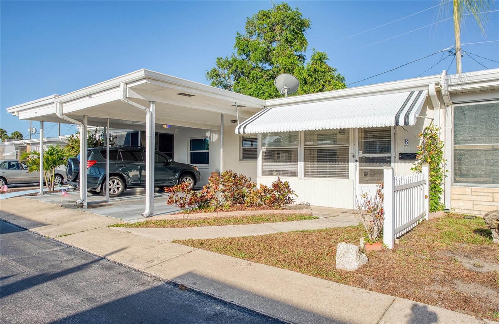 13940 ANONA HEIGHTS DRIVE 6