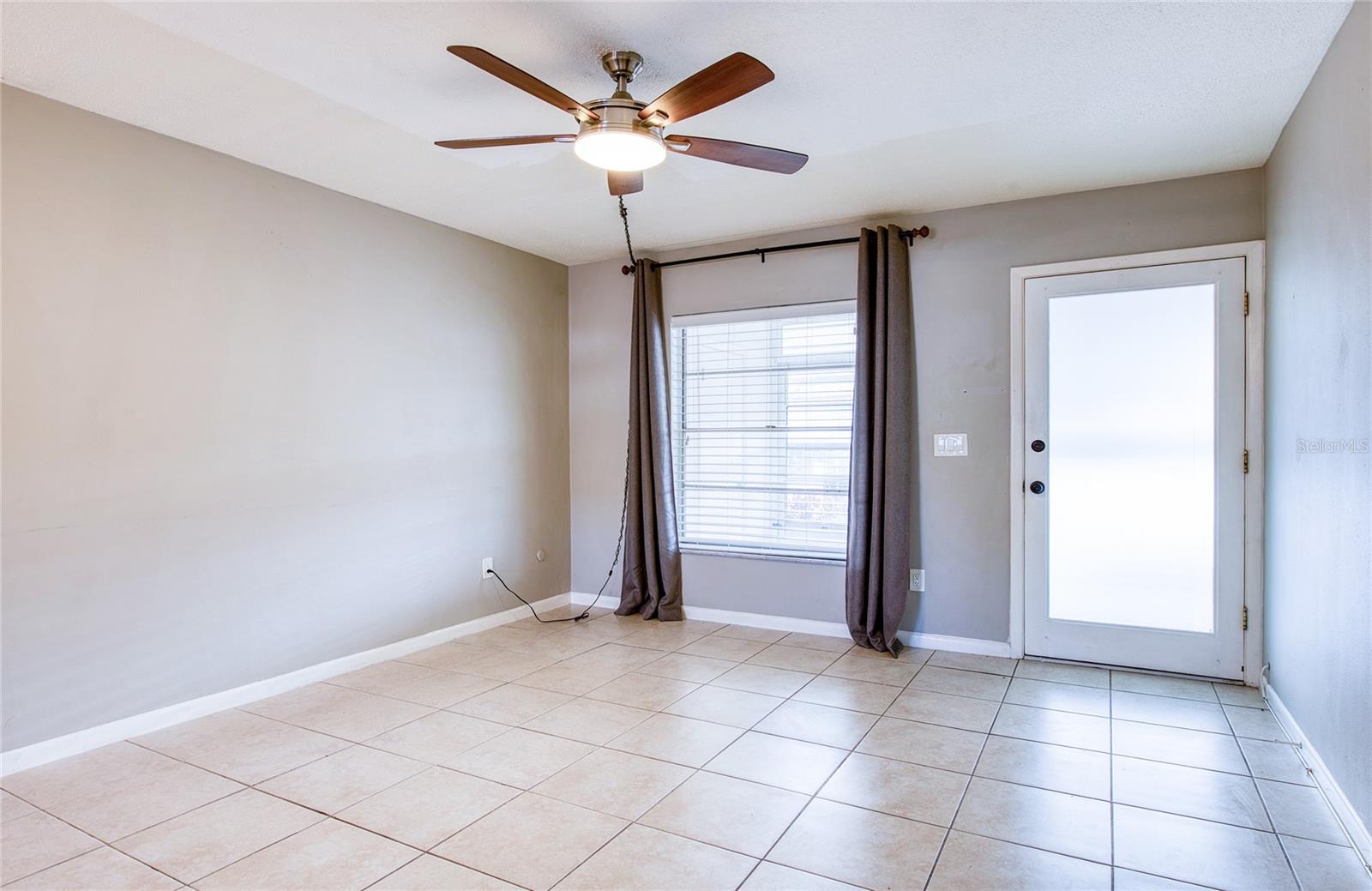 HARBOR CREST 400 APT - Residential