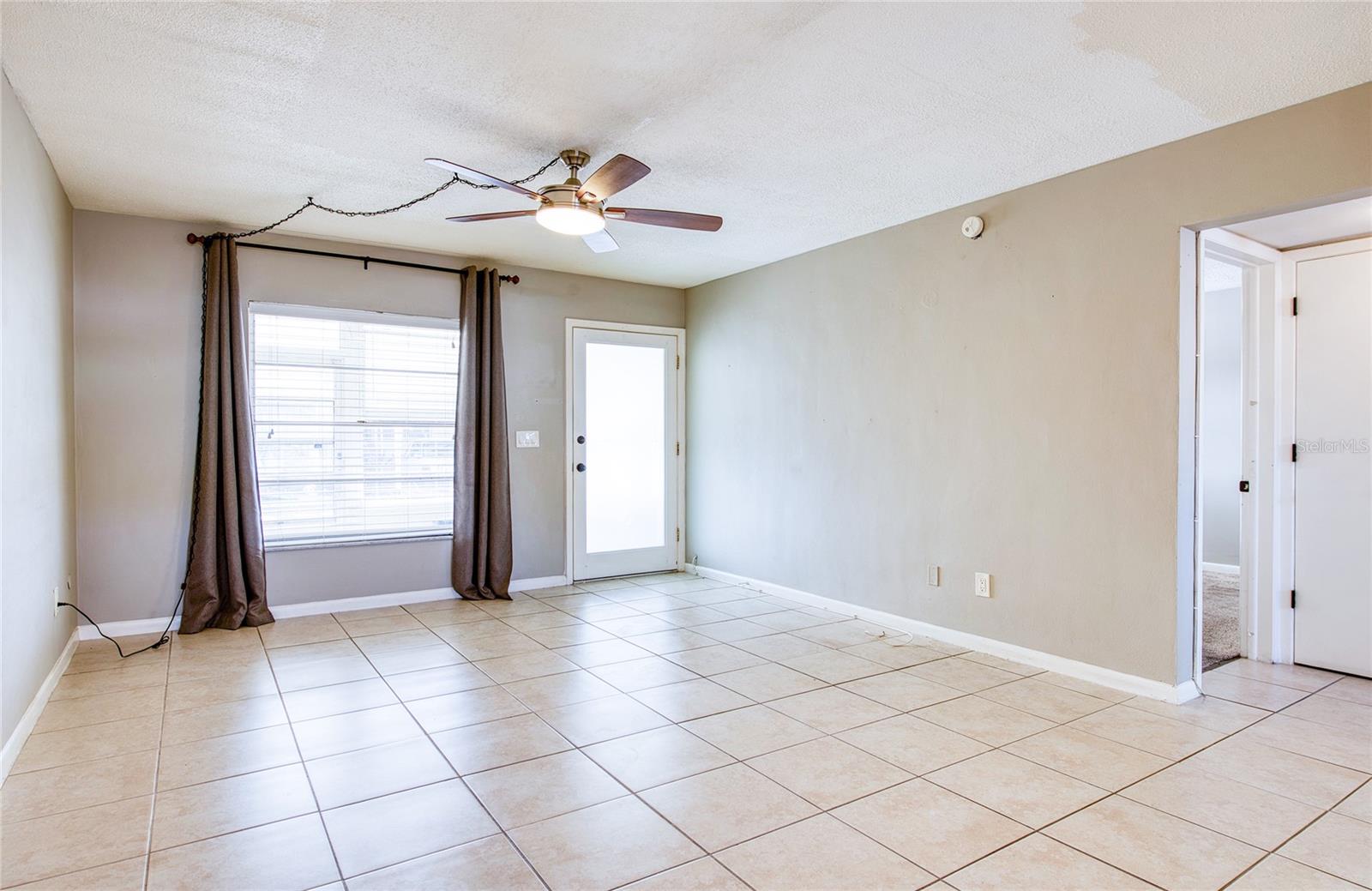 HARBOR CREST 400 APT - Residential