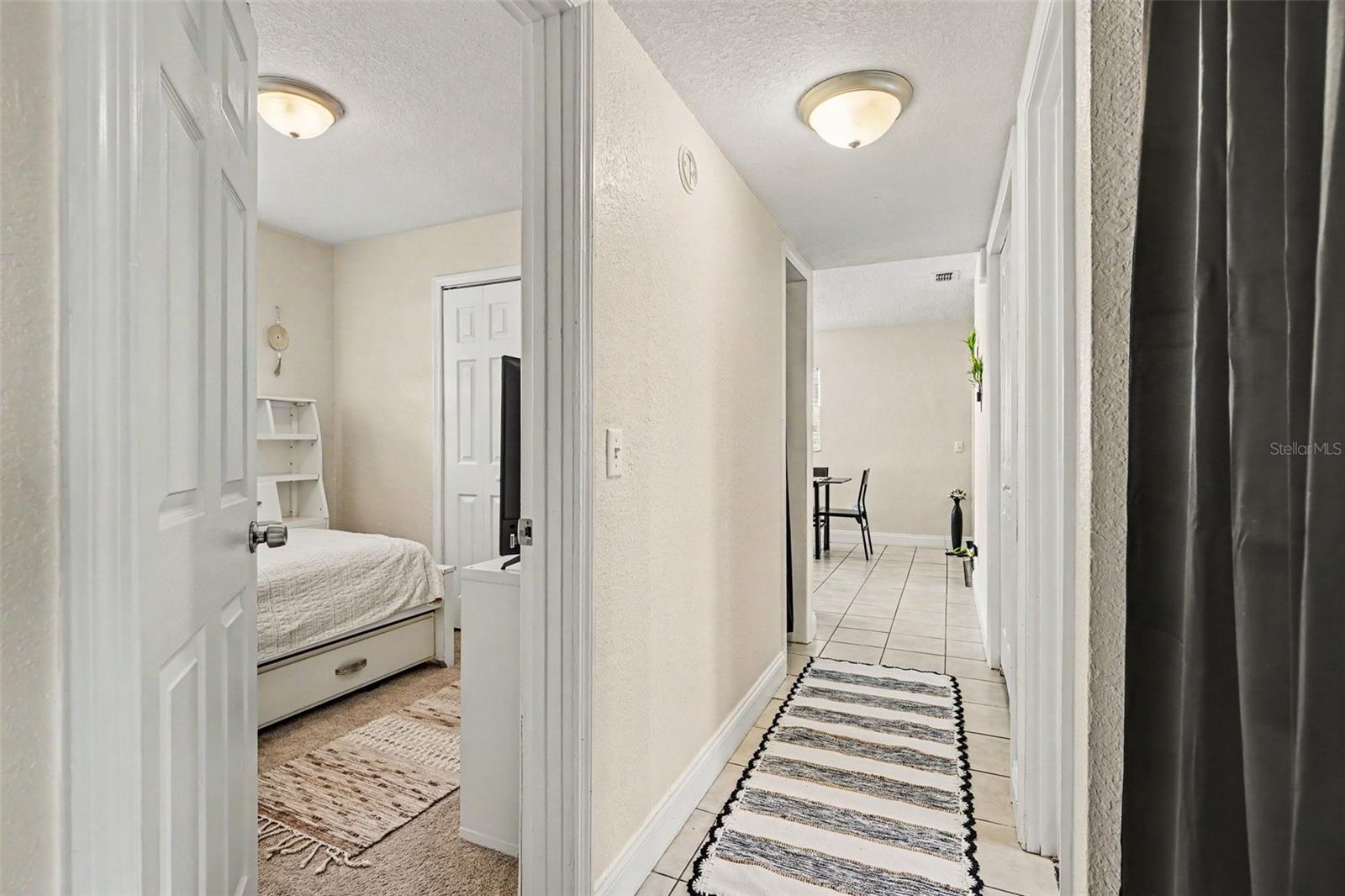 MEADOWLAWN - Residential