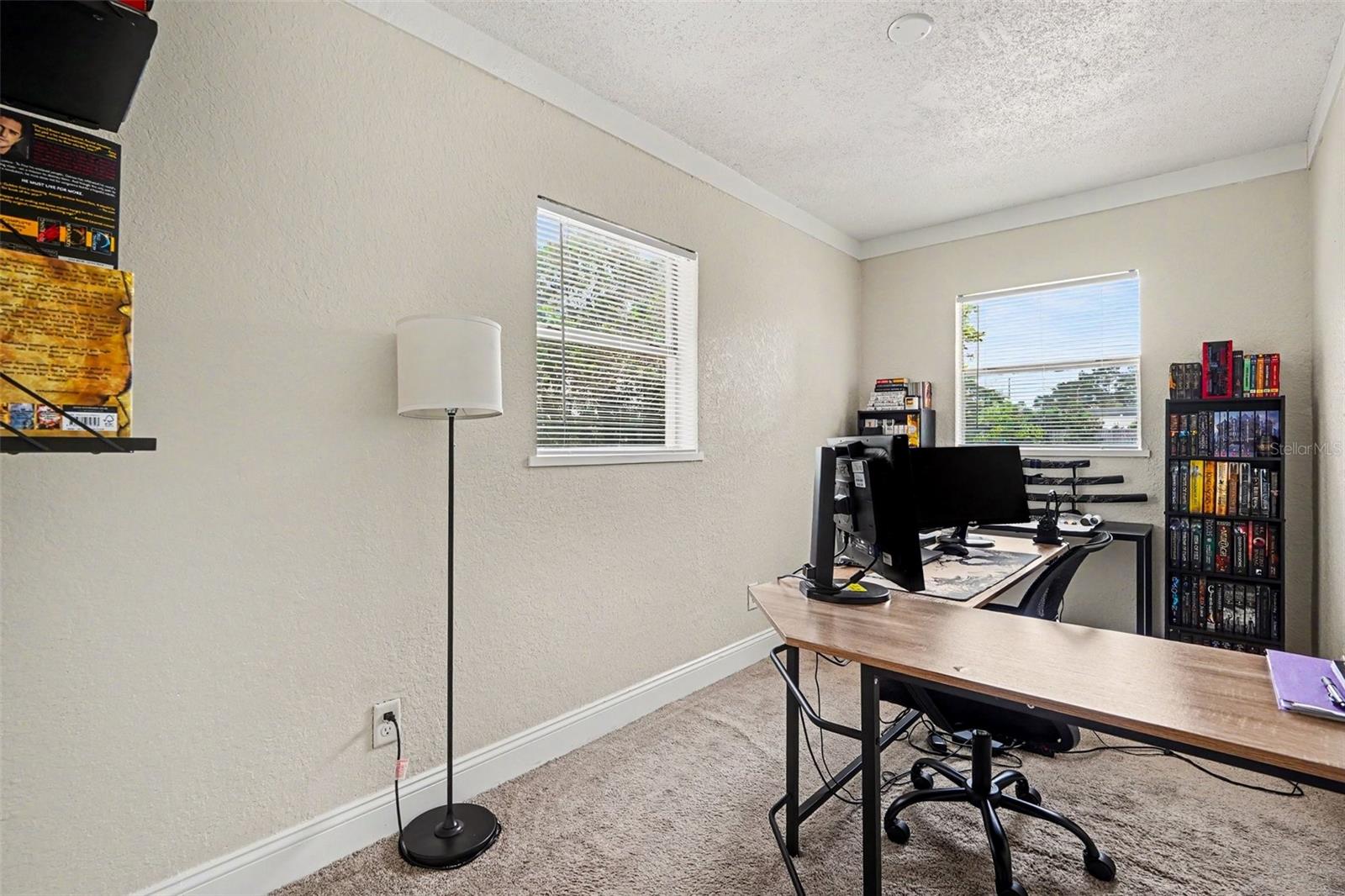 MEADOWLAWN - Residential
