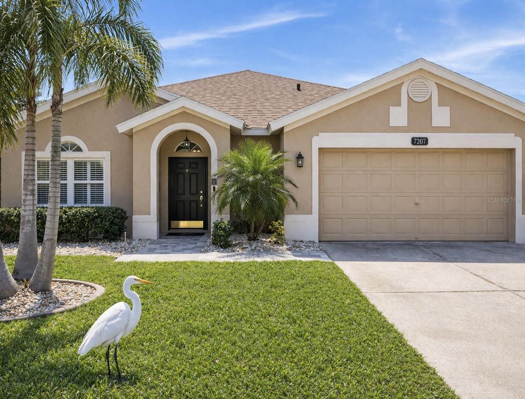 Photo of 8740 Maple Pond Court, Trinity, FL 34655 (MLS # TB8481968)
