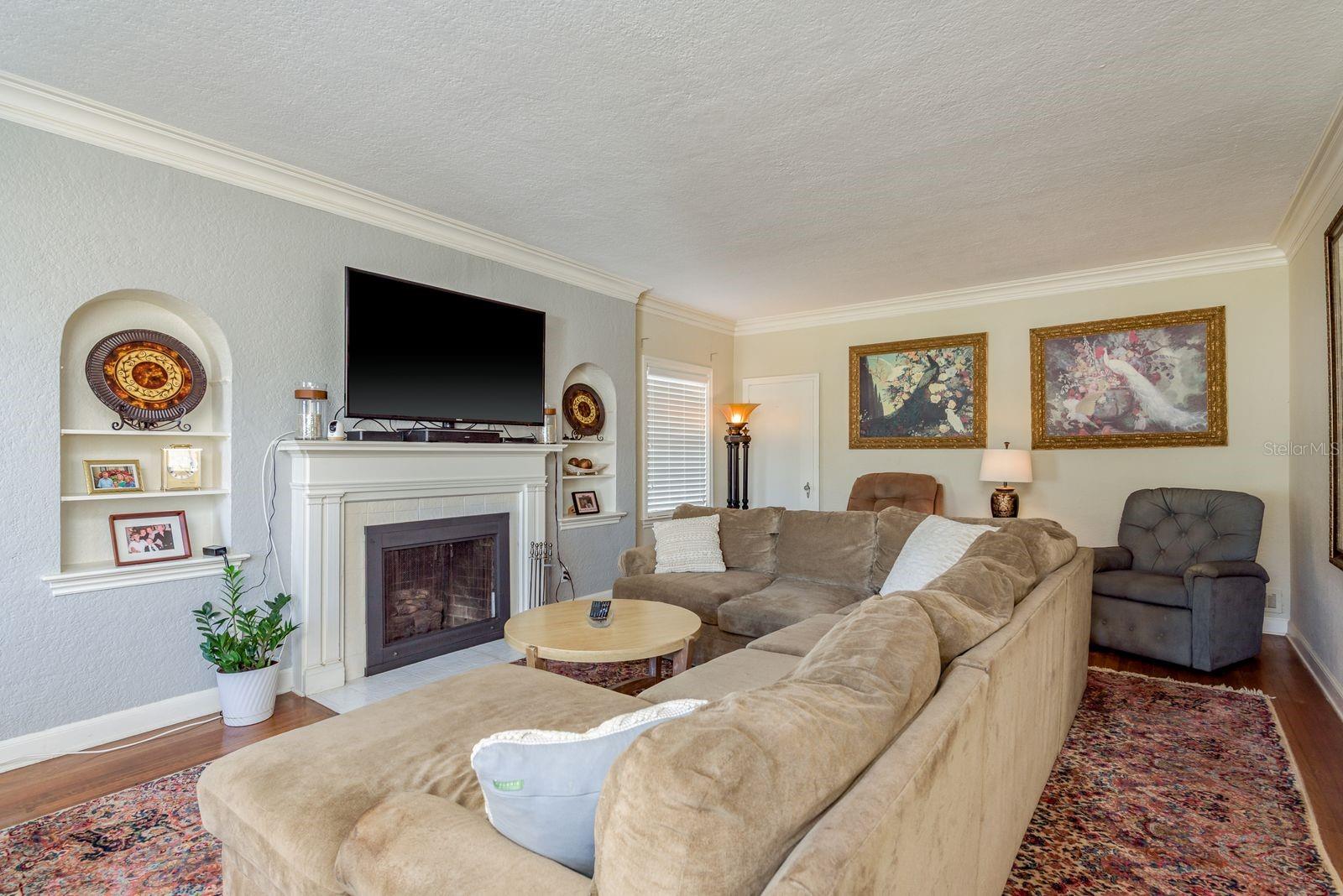 LEESBURG ORANGE HEIGHTS - Residential