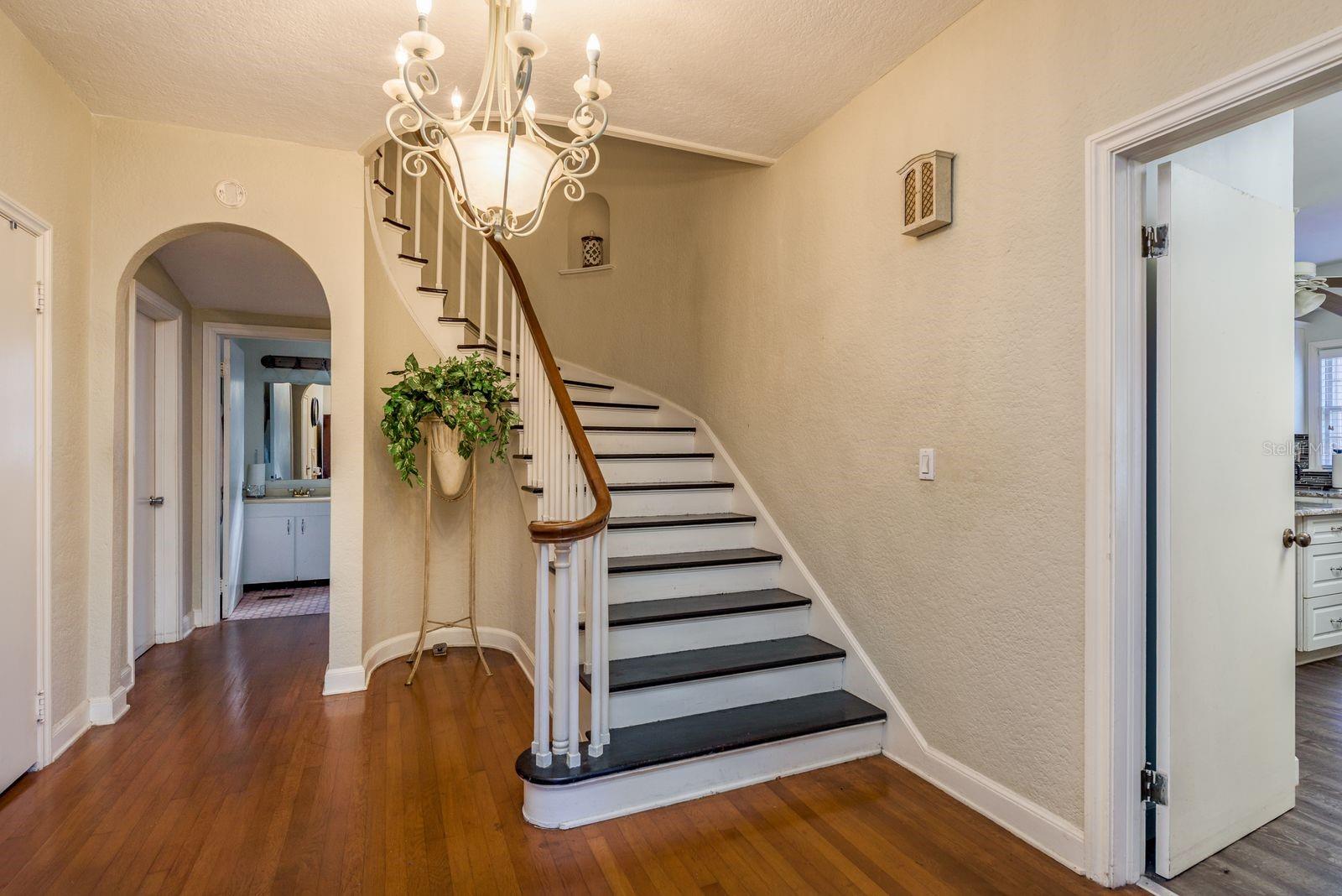 LEESBURG ORANGE HEIGHTS - Residential