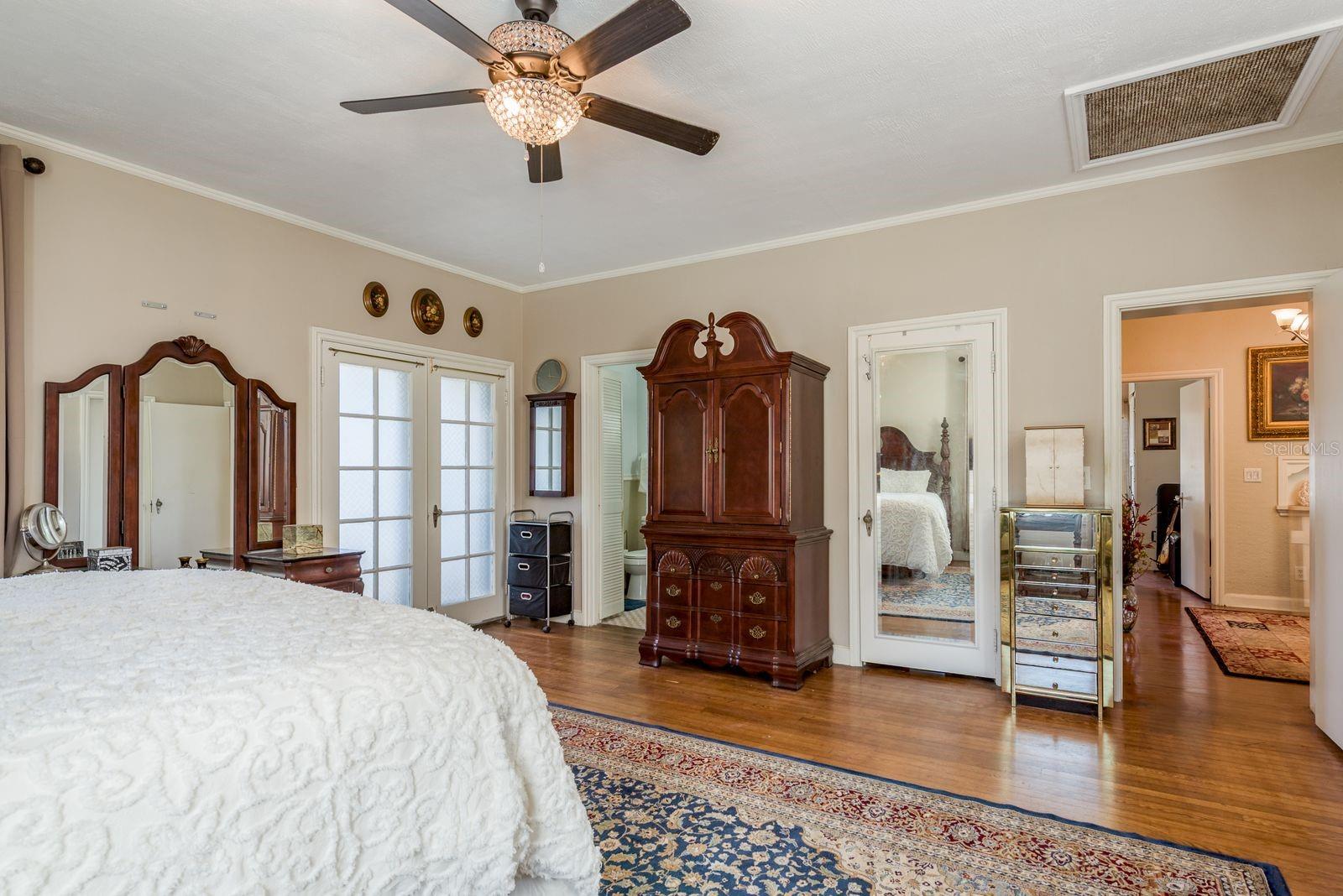 LEESBURG ORANGE HEIGHTS - Residential